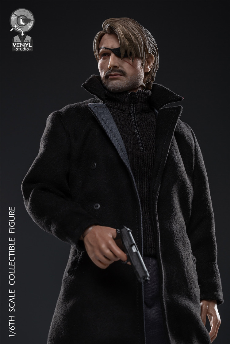 [สั่งจอง] VINYL Studio #002 1/6 Scale Black Kaiser