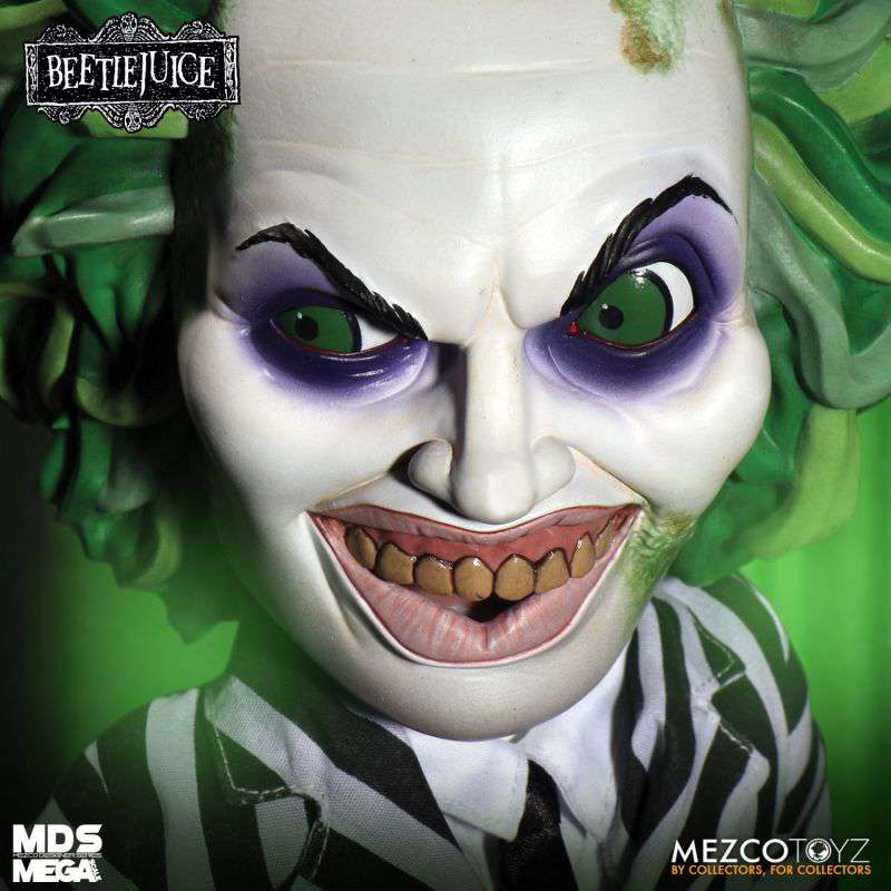 [สั่งจอง] Mezco MDS Mega Scale Talking 15" : Beetle Juice