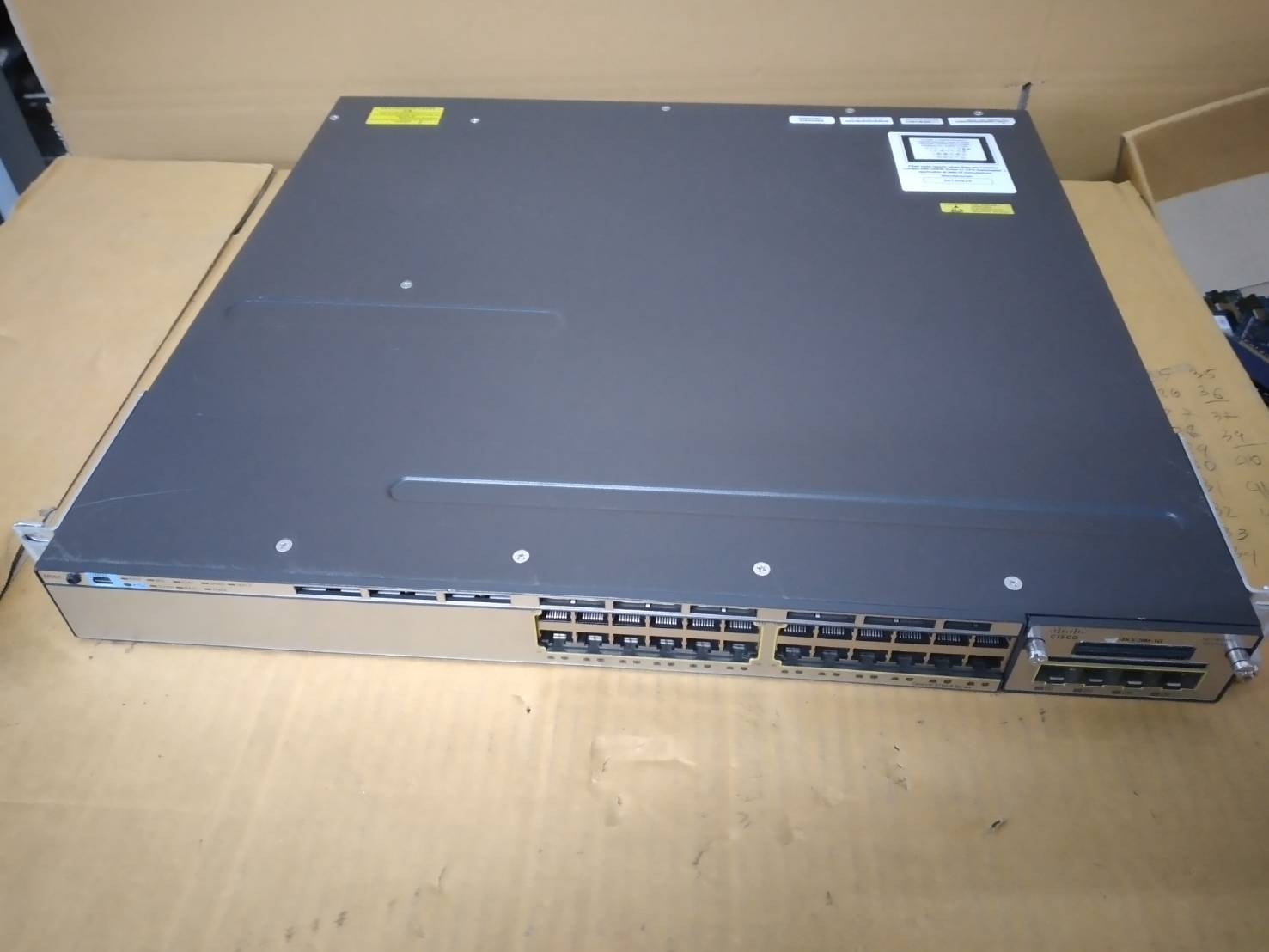Cisco WS-C3750X-24T-S 24 Port Gigabit Switch