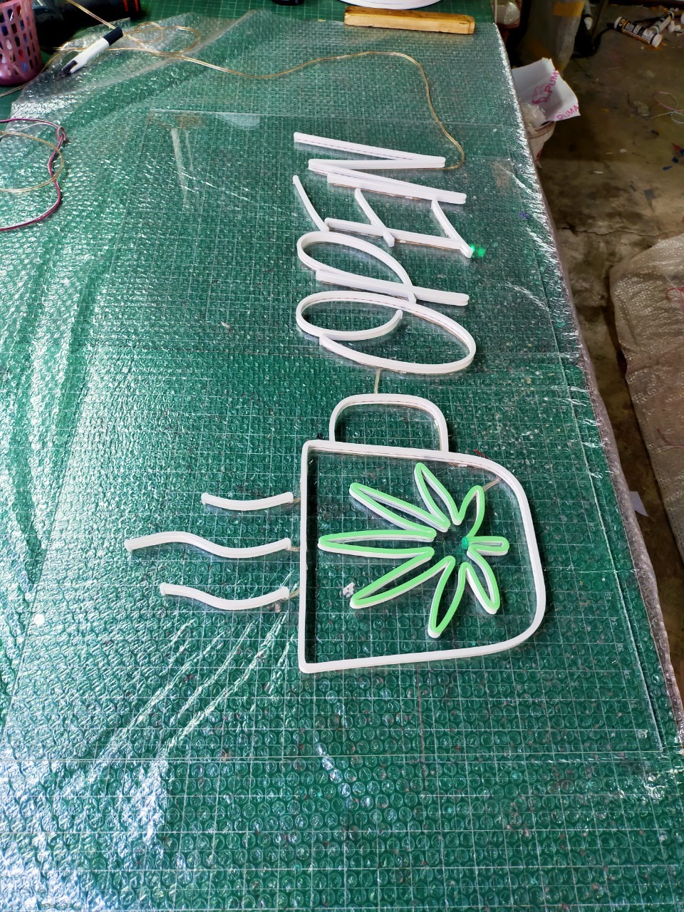 งานไฟเฟค