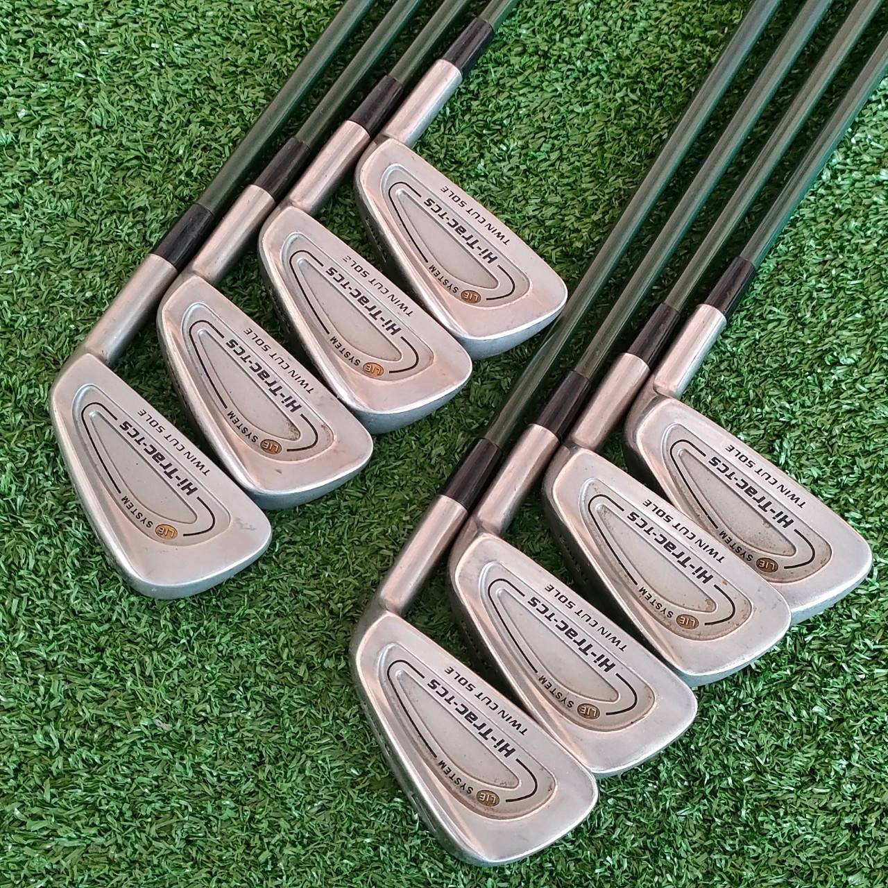 ชุดเหล็ก DAIWA HI-TRAC-TCS TWIN CUS SOLE FLEX R ได้เหล็ก 3 - 10 , DAIWA เป็นก้านกราไฟต์ระดับโลก ตีง่ายและไกล ยืดหยุ่น ไม้กอล์ฟมือสอง ของแท้ BY NakaraLuxurious