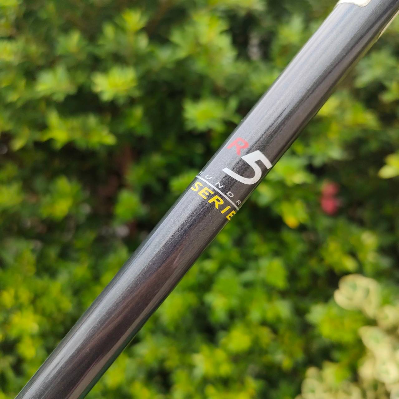 ก้าน TAYLORMADE M.A.S.2 ความยาว 43.5 นิ้ว FLEX R *** ก้านสำหรับใส่ FAIRWAY *** ก้านสภาพสวยมาก 99% ไม้กอล์ฟมือสอง ของแท้ BY NakaraLuxurious