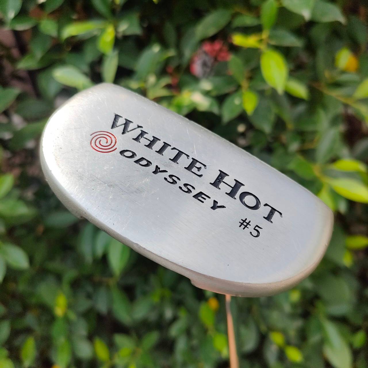 PUTTER ODYSSEY WHITE HOT #5 ความยาว 33 นิ้ว ก้าน WHITE HOT HIGH M.O.I. หน้านุ่ม มีเส้นเล็ง พัตต์ง่าย คุณภาพดีสุดๆ ราคาสุดคุ้ม