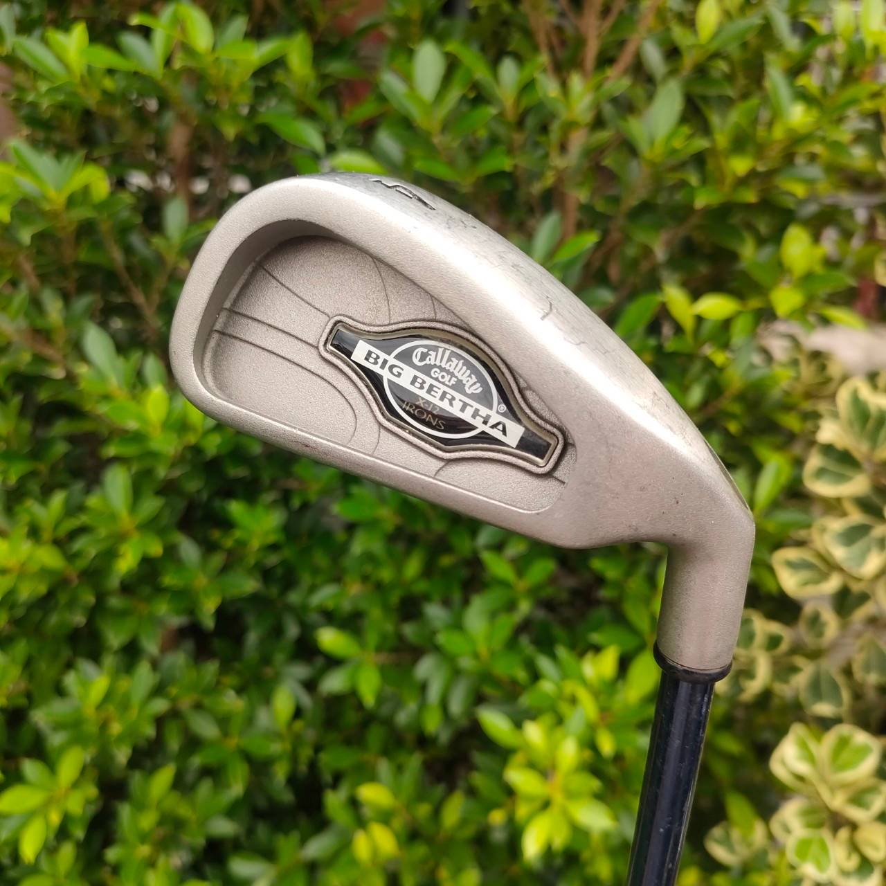 เหล็ก 4 CALLAWAY BIG BERTHA X-12 ก้าน RCH 99 FLEX FIRM สำหรับคนที่ตีเหล็กยาวไม่ค่อยได้ เหล็กนี้ช่วยได้ ขึ้นชื่อเรื่องความตีง่าย นุ่ม ได้ระยะ ก้านกำลังดี ตีตรง แม่นกรีน