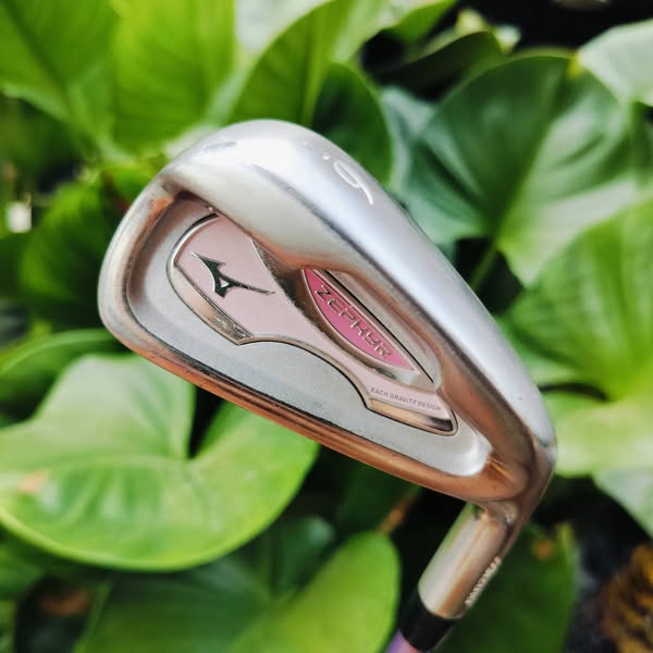 *** ไม้กอล์ฟสำหรับผู้หญิง *** เหล็ก 6 MIZUNO ZEPHYR ก้านเบามากสำหรับผู้หญิง เป็น ZEPHYR รุ่นใหม่ ซีรี่ตีง่าย ไม้กอล์ฟพรีเมี่ยมมือสอง ของแท้ By NakaraLuxurious