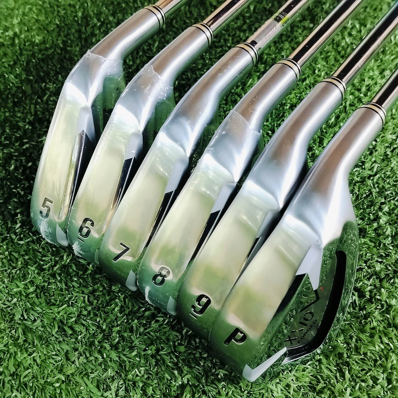 ชุดเหล็ก XXIO FORGED MX4000 สภาพสวยจัดระดับนางฟ้าเลยค่ะ เป็นเหล็ก FORGED พรีเมี่ยมญี่ปุ่น มี CAVITY เพื่อการชดเชยที่สูงขึ้น เป็นรุ่นพรีเมี่ยมของ XXIO ตีทั้งนุ่ม เข้าบอลแน่นๆ ได้ฟีลลิ่ง FORGED เต็มที่ ไม้กอล์ฟพรีเมี่ยมญี่ปุ่นมือสอง ของแท้ By NakaraLuxuriou
