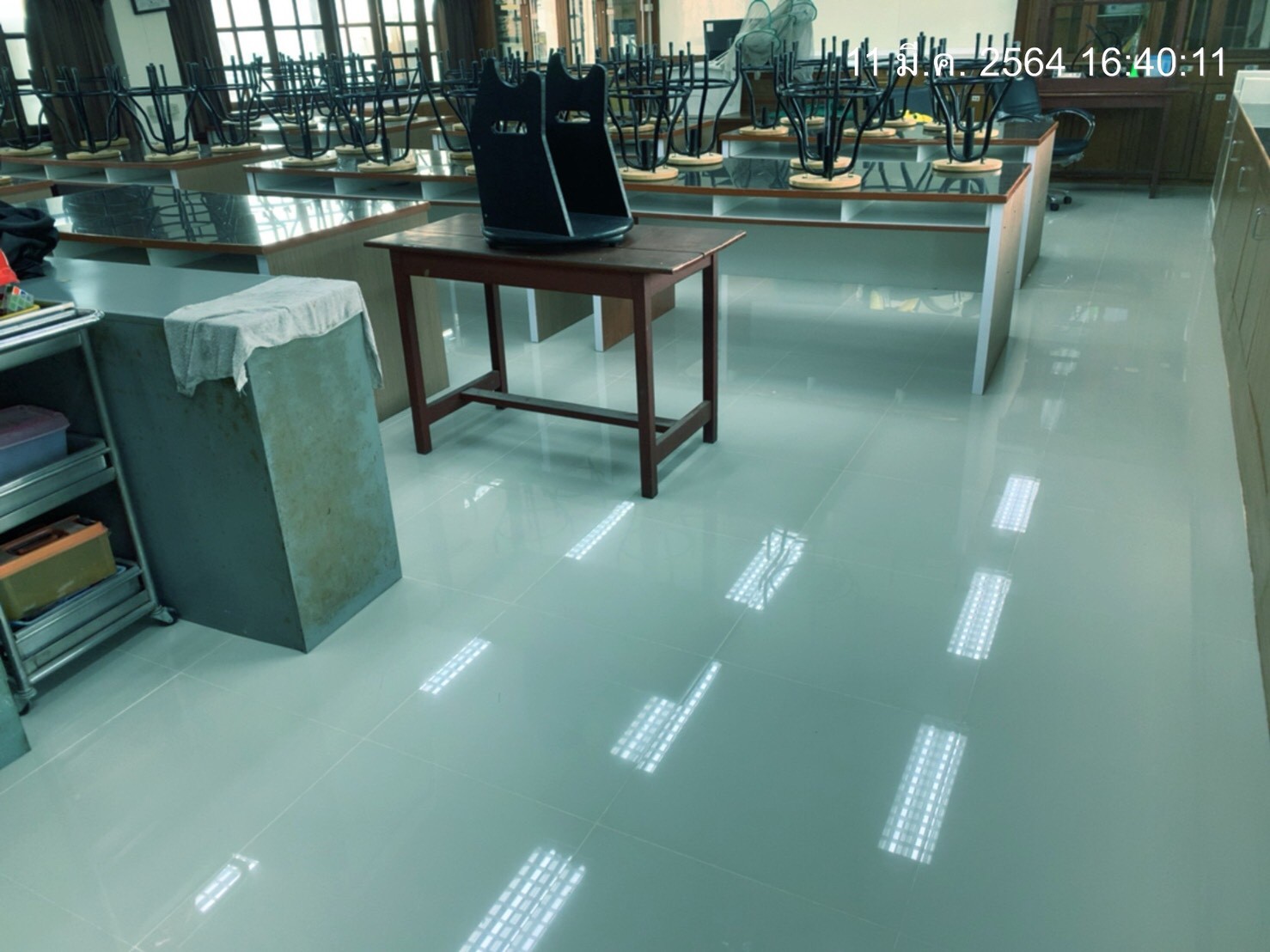 โรงเรียนเทพศิรินทร์ งานปรับปรุงห้องวิทยาศาสตร์