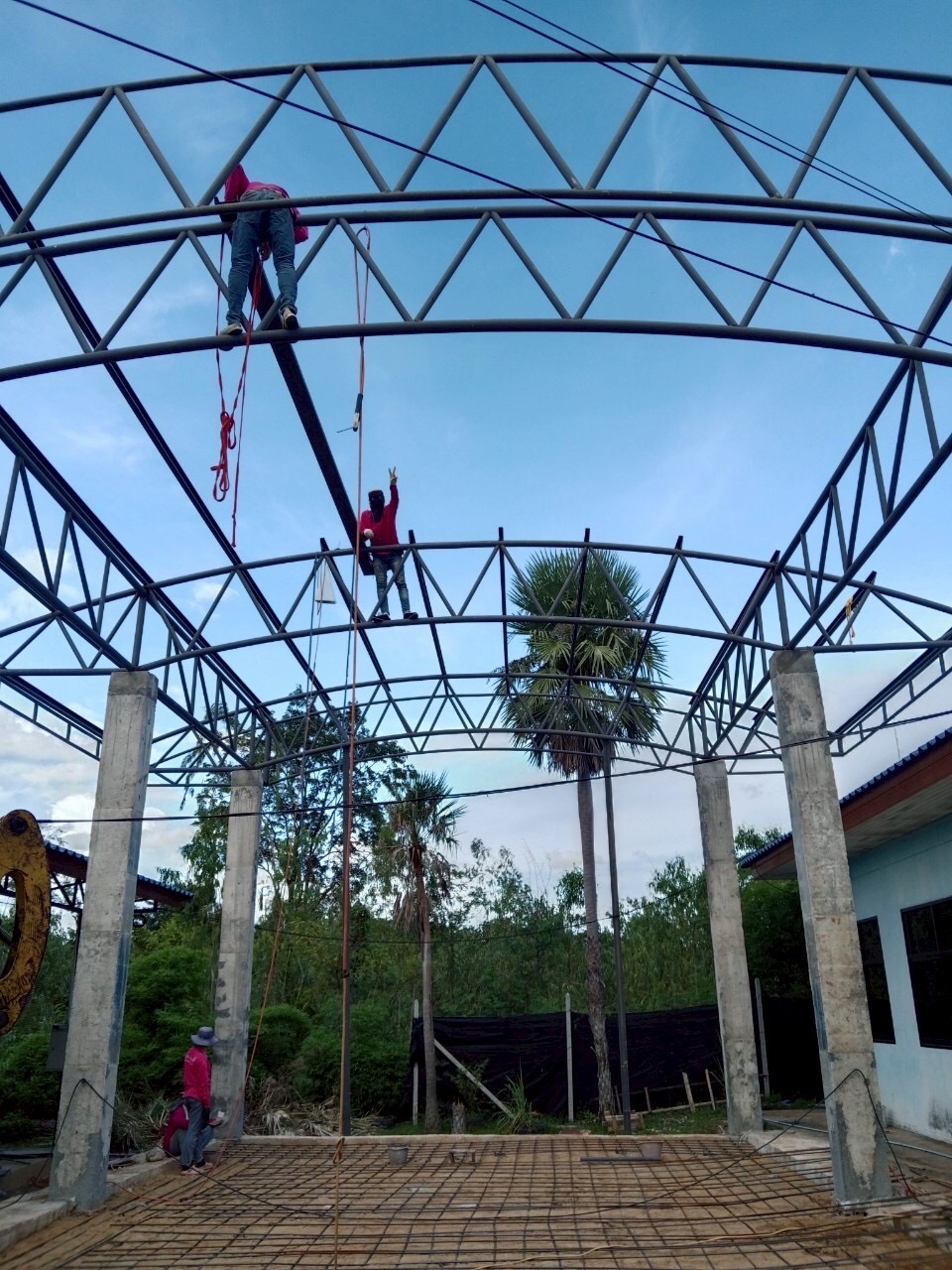 งานก่อสร้างอาคารกิจกรรมหน้าเสาธงศูนย์พัฒนาเด็กเล็ก