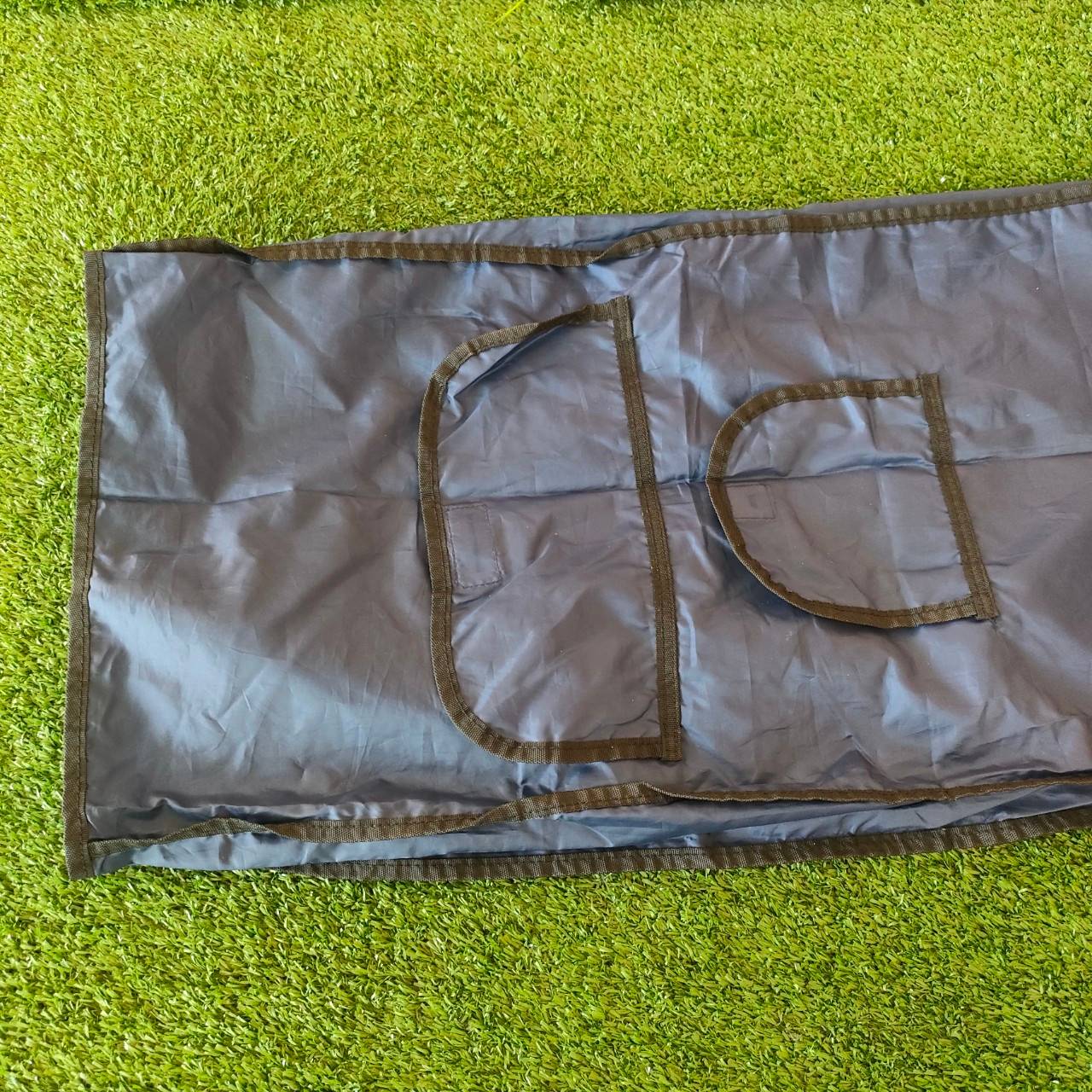 ถุงคลุมกันฝน ZERRA มือสอง สภาพสวยสมบูรณ์ มีห่อเก็บอย่างดี ไม้กอล์ฟมือสอง ของแท้ BY NakaraLuxurious