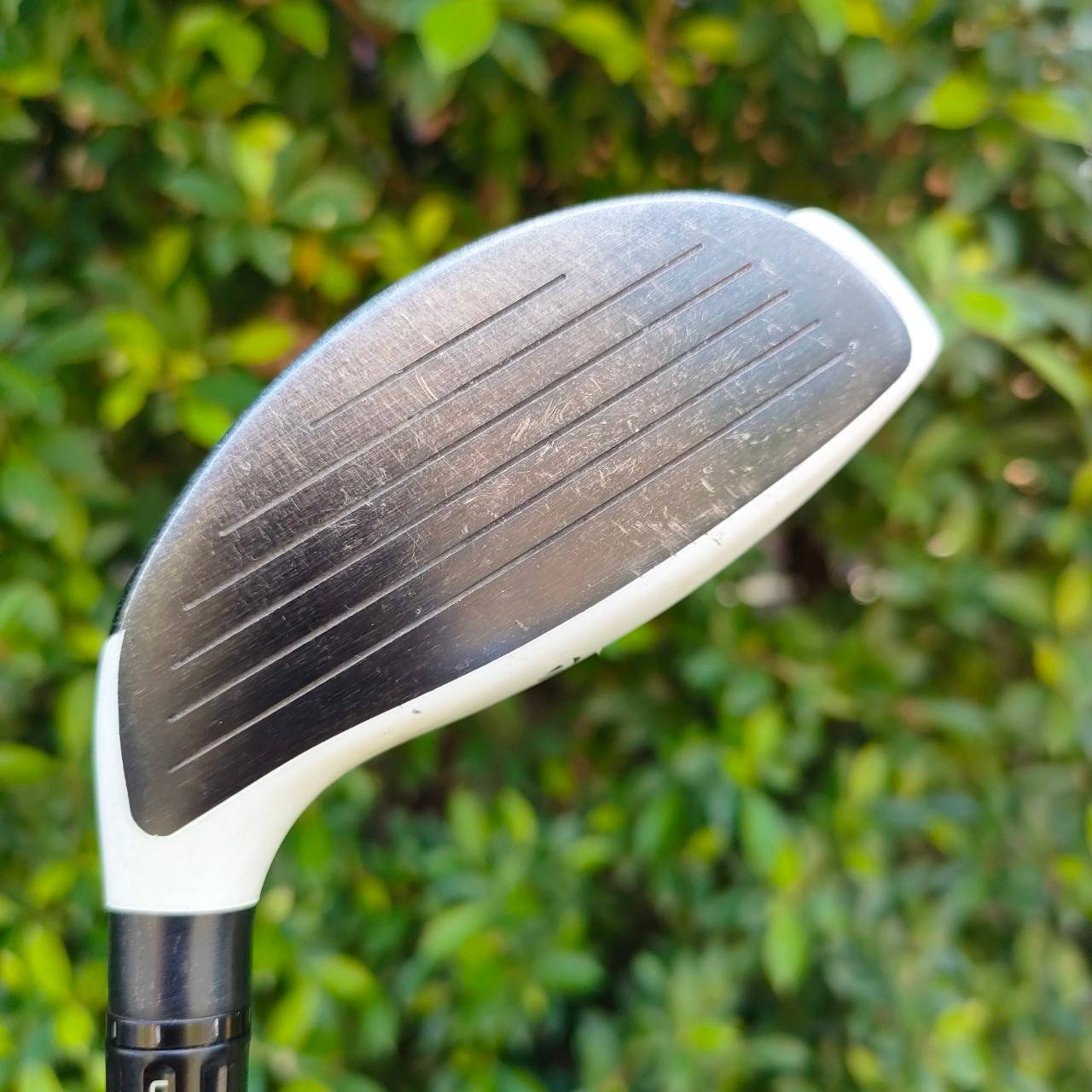 FW3 TAYLORMADE R11 องศา 15.5 ก้าน FUJIKURA MOTORE FLEX S เป็น FW ที่น่าตีมากๆ และห้ามพลาด ด้วยลักษณะหัวที่ออกแบบดีมาก ไม้กอล์ฟมือสอง ของแท้ BY NakaraLuxurious