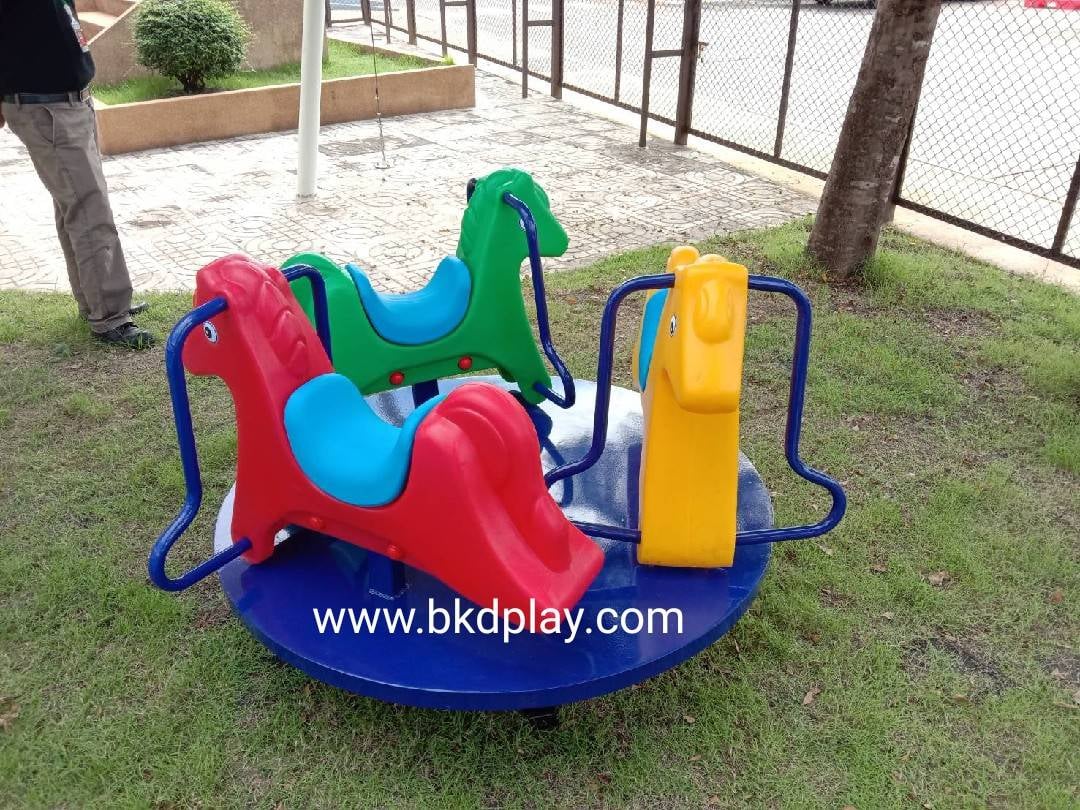 โปรโมชั่นเครื่องเล่นสนาม ม้าหมุน เครื่องเล่นสนามเด็ก ในร่ม กลางแจ้ง พร้อมส่ง