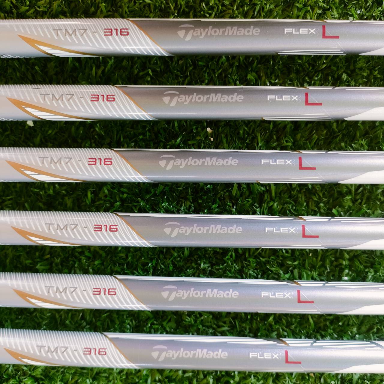 ** ไม้กอล์ฟสำหรับผู้หญิง ** ชุดเหล็ก Taylormade M2 ก้าน TM7-316 FLEX LADY ก้านเบามาก ตีสบาย สปีดน้อย ก็สามารถตีได้ระยะ เร่งสปีดได้ดี สภาพสวย กริพสวยเดิมทุกอย่าง ไม้กอล์ฟพรีเมี่ยมมือสอง ของแท้ By NakaraLuxurious