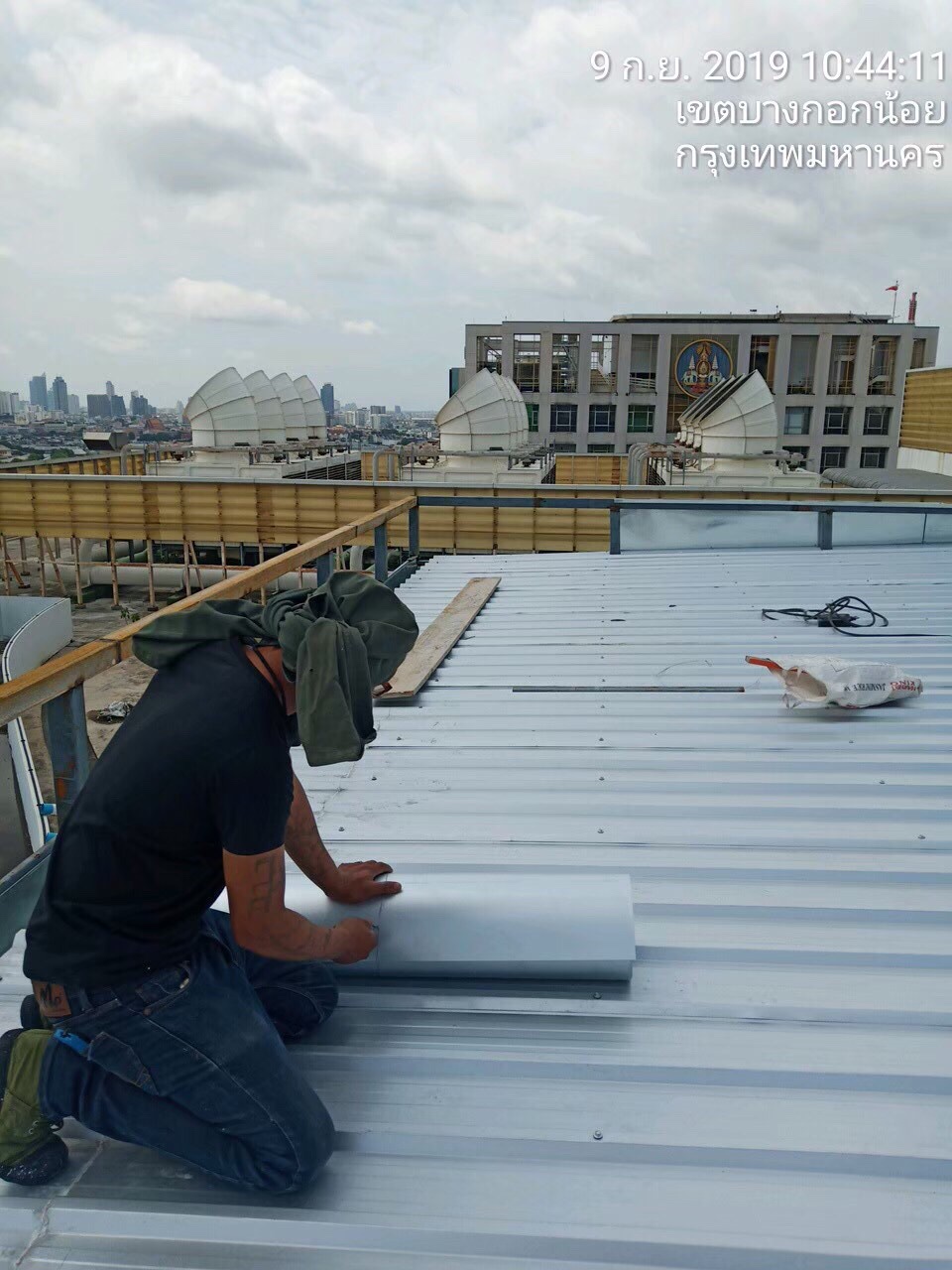 สร้างอาคารสำนักงาน ตึกศรีสวรินทิรา ชั้น15 ศิริราช