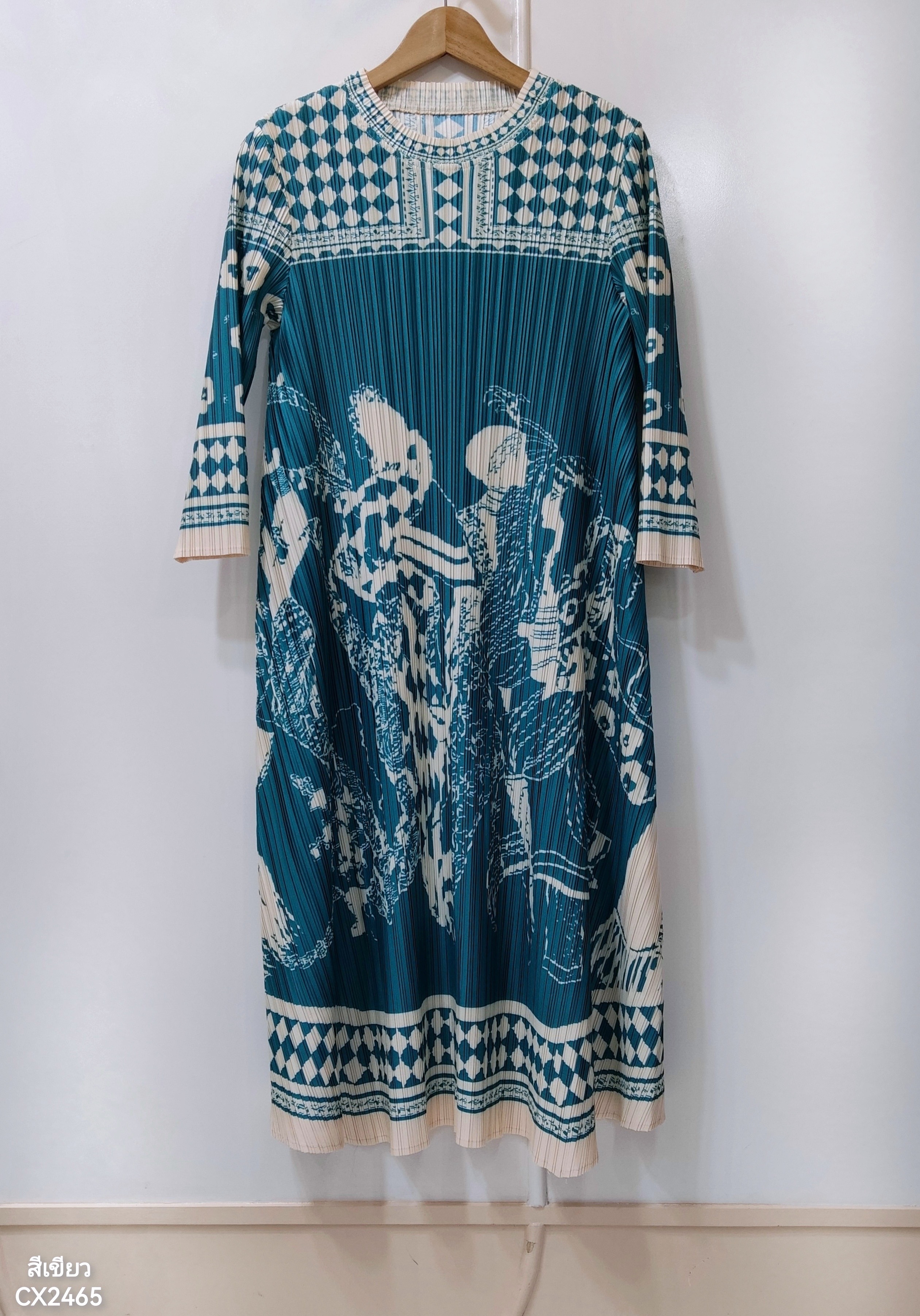 ปรับราคาลง30%!! 2MUAY รุ่น CX2465 เดรสพลีทคุณภาพ ROUND NECK LONG SLEEVE PRINTED PLEATED DRESS 4 สี FREE SIZE