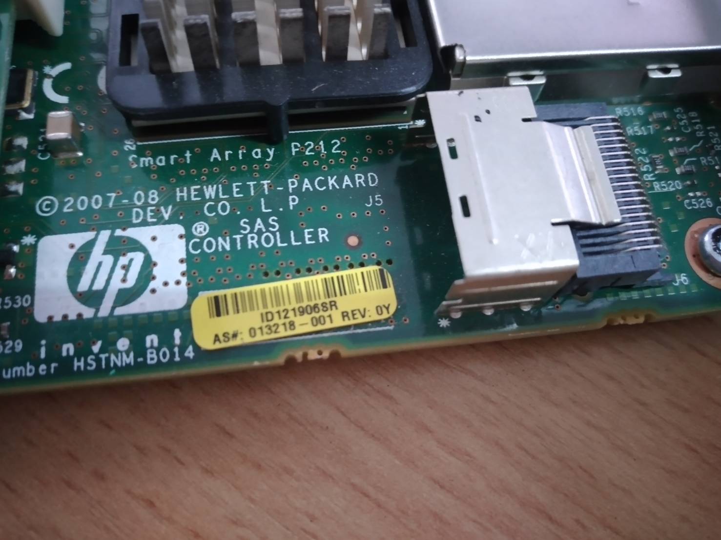HP P212 PCI-e SAS RAID Controller 013218-001 462594-001 462828-B21 256M