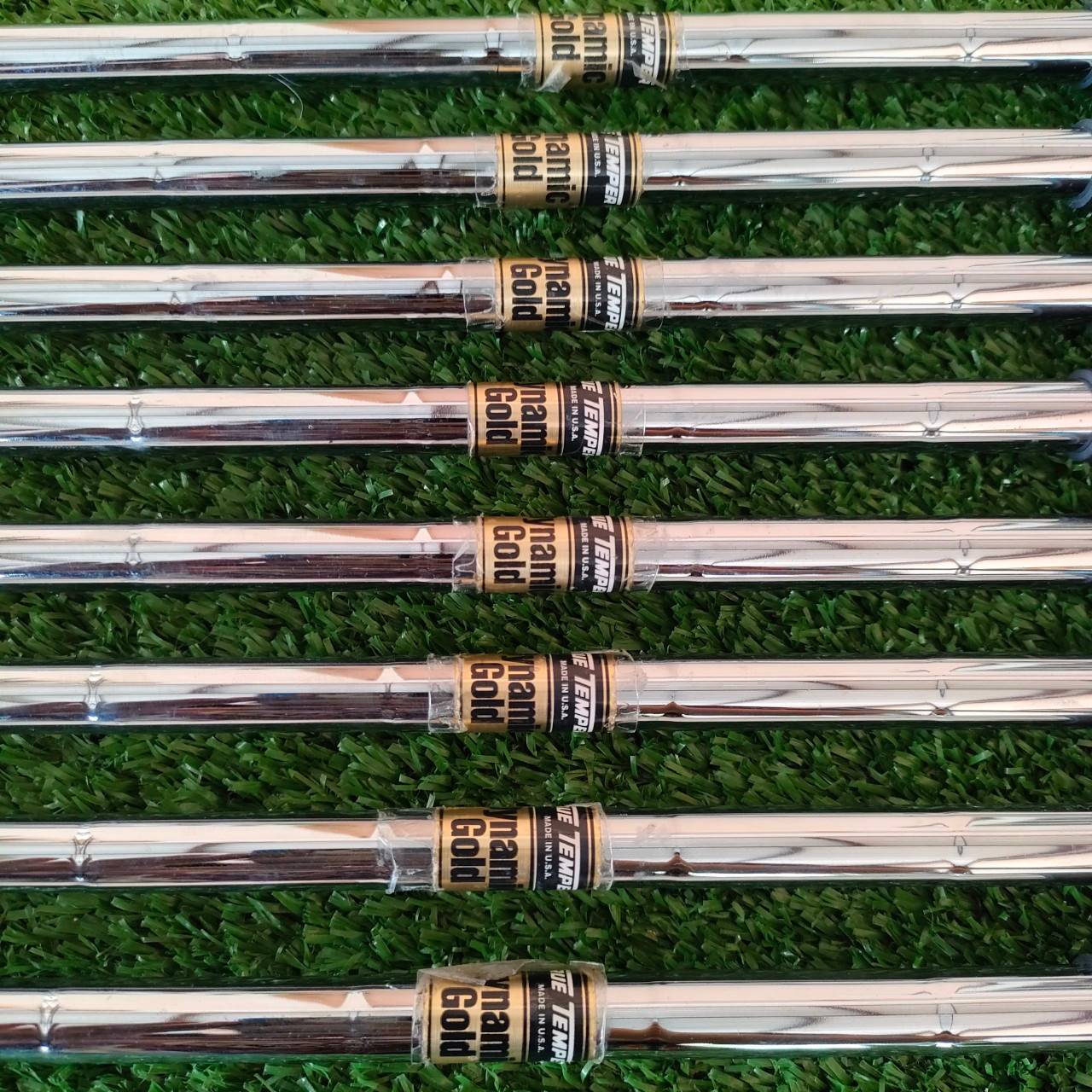 ชุดเหล็ก TITLELIST MB FORGED รุ่น 712 มีเหล็ก 3-9 เเละ PW ก้าน DYNAMIC GOLD FLEX R300 เหล็ก Muscle Back ที่น่าตีที่สุด