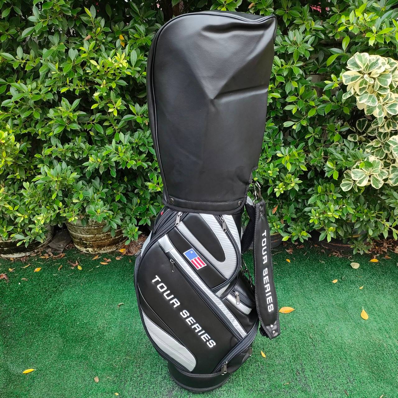 🔥 ของใหม่ ของศูนย์ ล้างสต๊อค 🔥 ถุงกอล์ฟเด็ก U.S.KIDS GOLF TOUR SERIES ขนาดไชส์ของถุง ปากถุง 7.5 นิ้ว ความสูงของถุงกอล์ฟ 28 นิ้ว มือหนึ่ง ของแท้ BY NakaraLuxurious