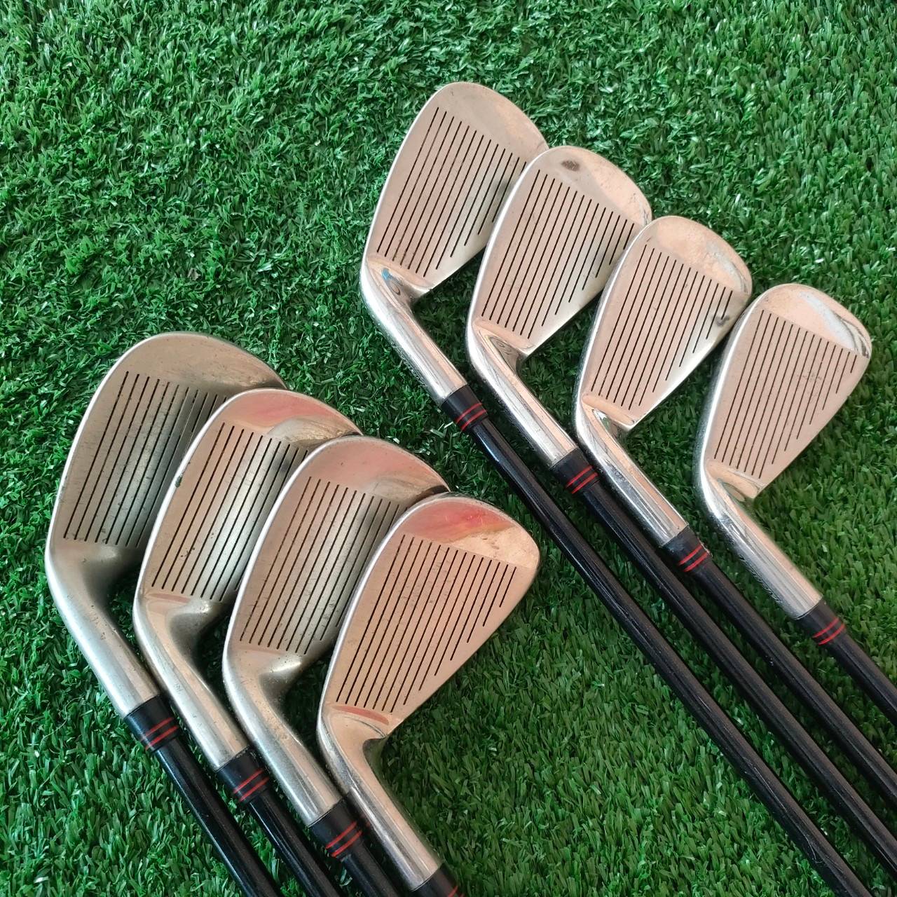 ** ไม้กอล์ฟสำหรับผู้หญิง ** ชุดเหล็ก X5 FORGED มีเหล็ก 4-9 เเละ PW SW ก้าน MEMORY ACTION FLEX L เหล็ก FORGED CAVITY ตีทั้งง่าย นุ่มพรีเมี่ยม รุ่นนี้ออกใหม่ 4 หมื่น บาท