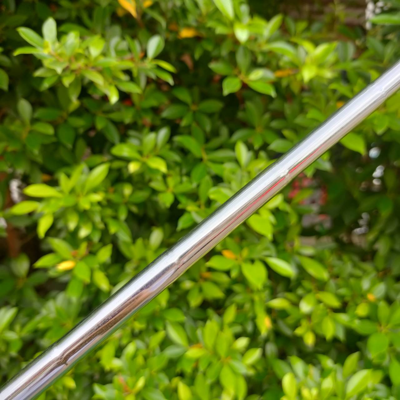 PUTTER ODYSSEY WHITE HOT PRO 7 ความยาว 34 นิ้ว เบอร์ 7 สุดยอดฮิตในขณะนี้ พัตต์ดีมากๆๆ บล๊านซ์มาก และเล็งง่ายมาก ด้านหลังเกี่ยวลูกขึ้นมาได้เท่ๆ ไม้กอล์ฟมือสอง ของแท้ BY NakaraLuxurious