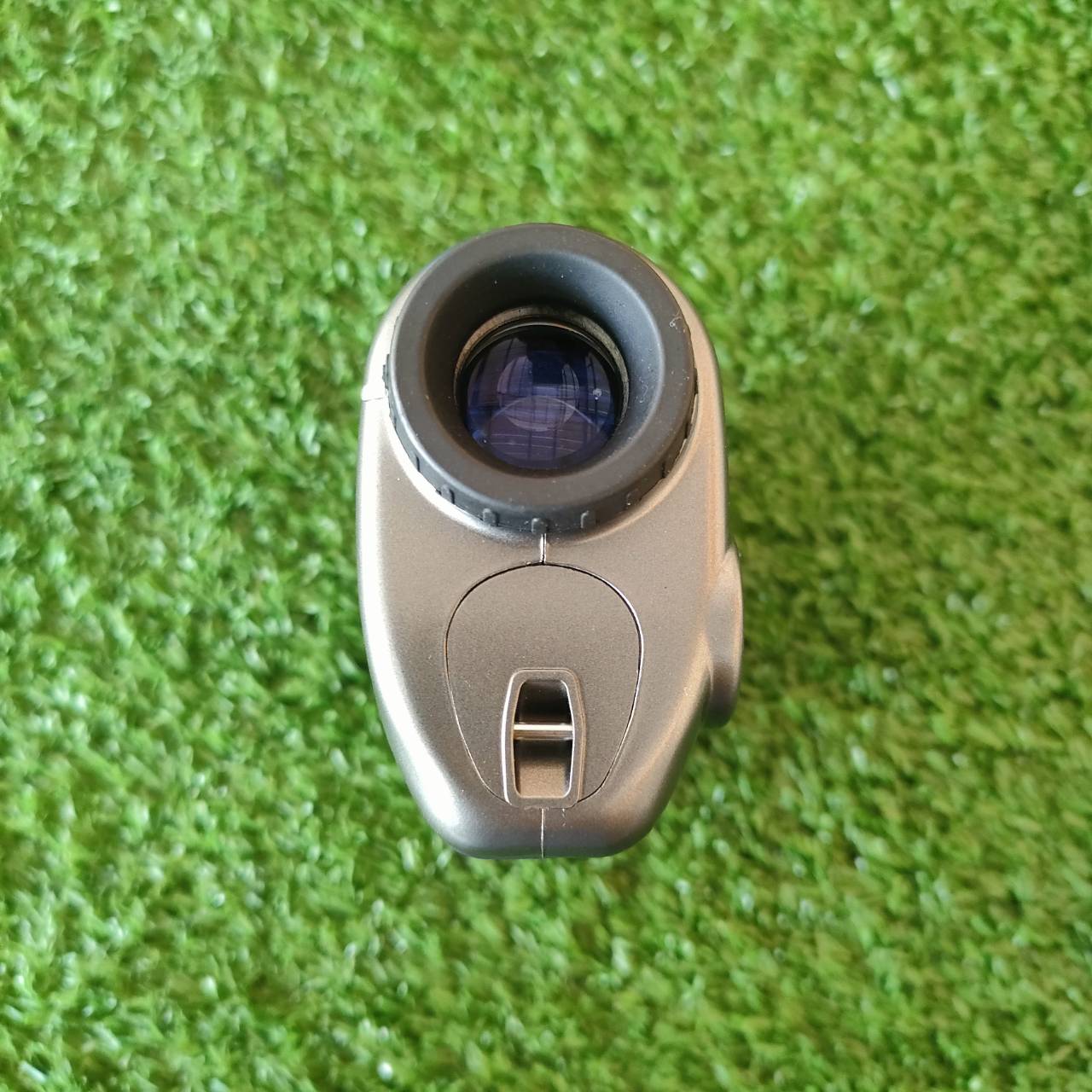 กล้องวัดระยะ BUSHNELL TOUR V2 มือสอง สภาพสวยนางฟ้าเหมือนซื้อใหม่ คุ้มมาก มีเคสกันเเทก เเละ กระเป๋าแถมมาด้วย มือสอง ของแท้ BY NakaraLuxurious
