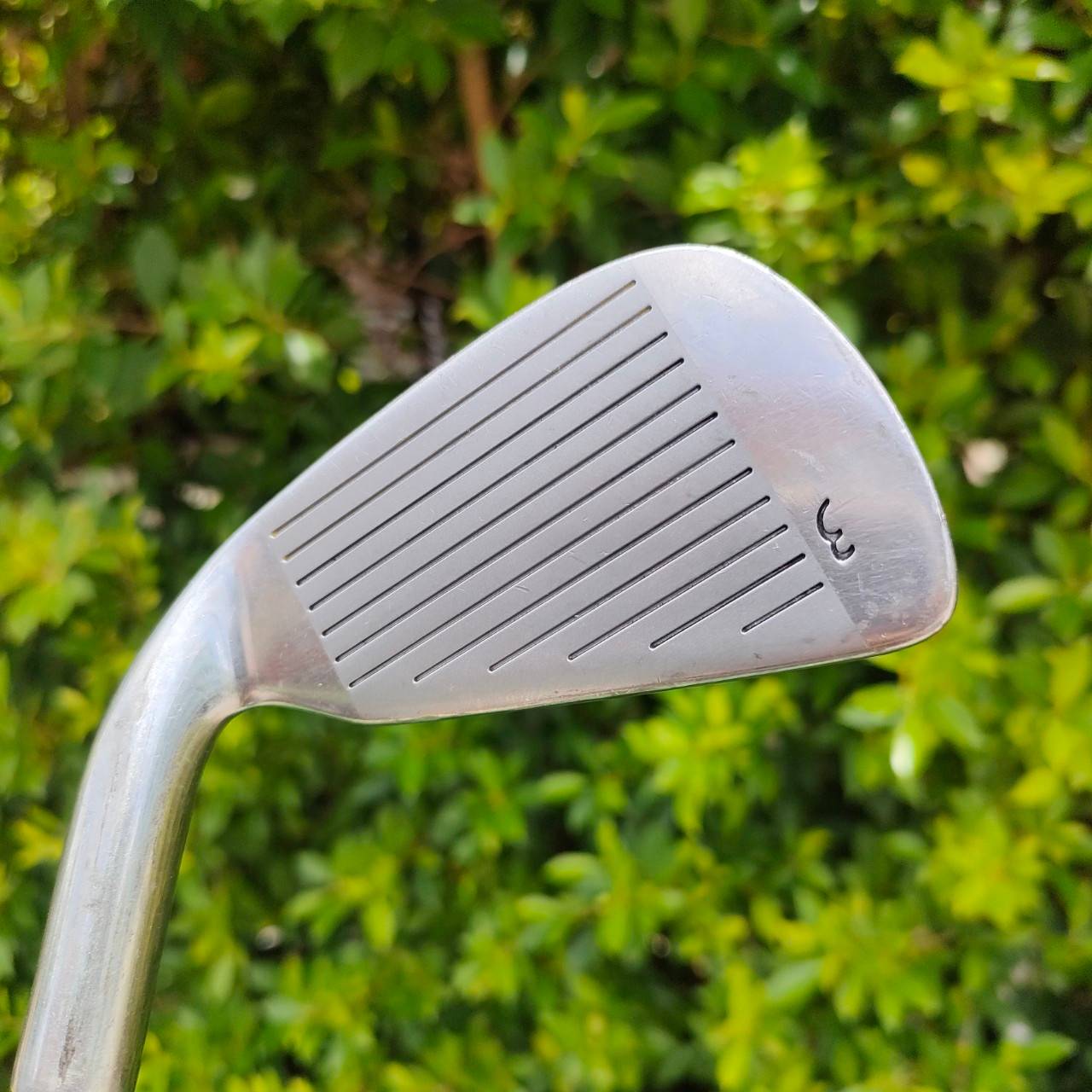 ชุดเหล็ก WILSON SYSTEM 45 มีเหล็ก 3-9 เเละ PW SW ก้าน ULTRA FLEX R ตีง่ายมาก เหล็ก CAVITY ที่วางน้ำหนักไว้ดีมาก ก้านเบาตีสบาย สวยเดิม มาตรฐานมาก!! ไม้กอล์ฟมือสอง ของแท้ BY NakaraLuxurious