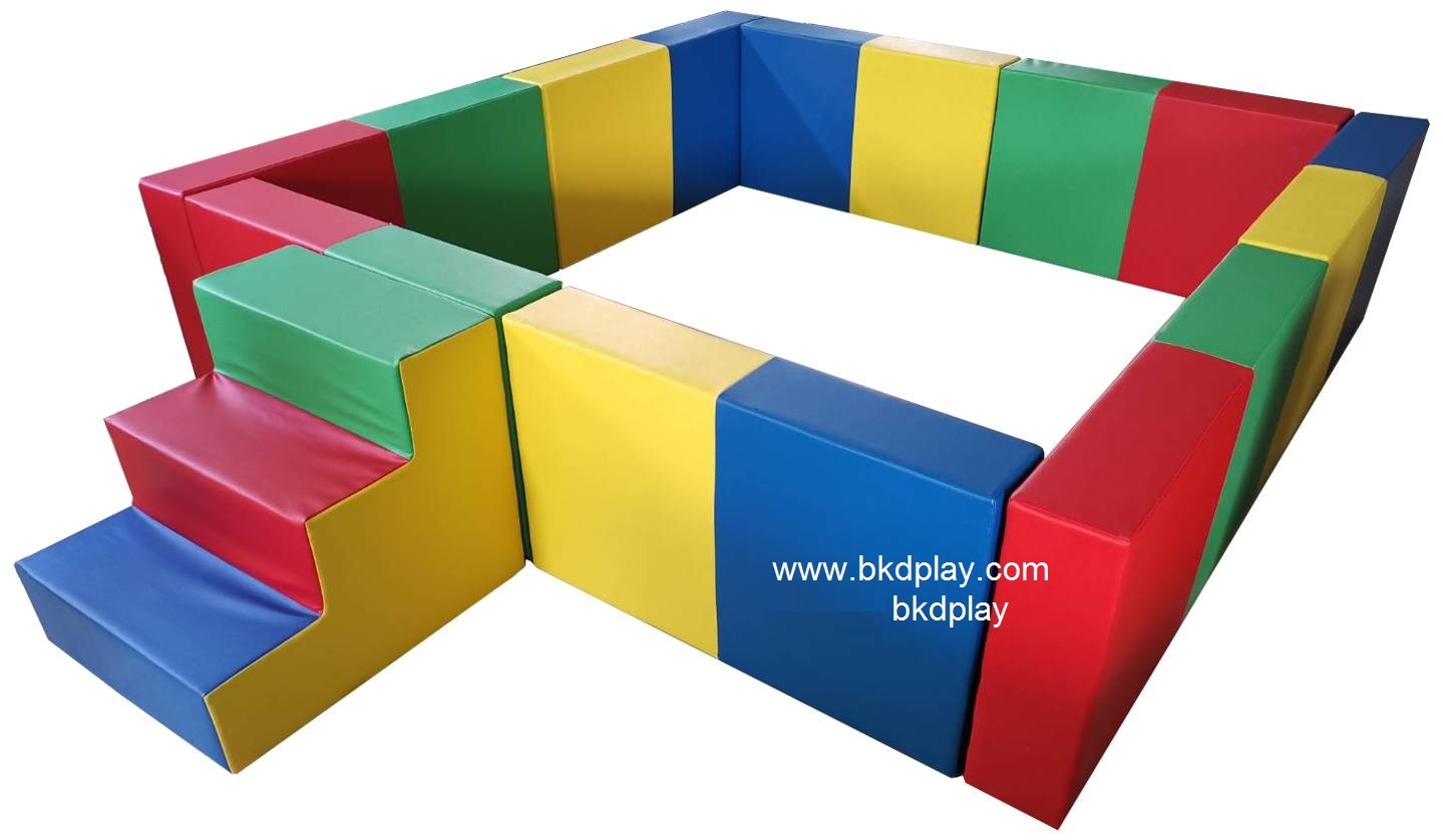 บ่อบอลพร้อมบันได ห้องบอล คอกกั้นเด็ก บุนวมนิ่ม,คอกกั้น, เบาะนุ่มนิ่ม หนัง soft play, indoor playground ของเล่นเสริมพัฒนาการ รับสั่งทำบ่อบอล ตามขนาด