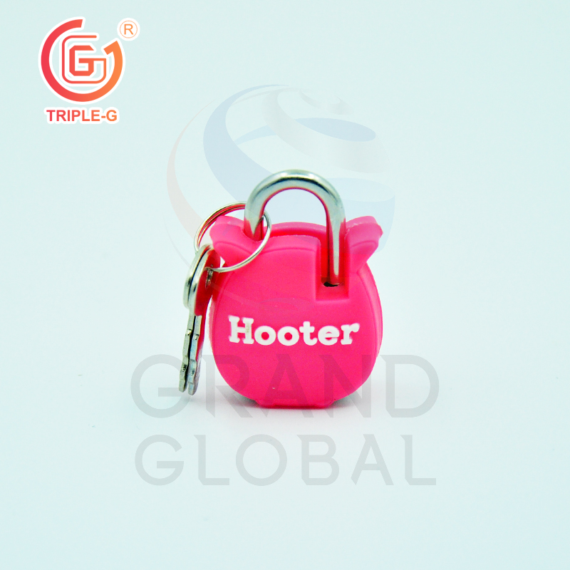 Triple-G พวงกุญแจ แม่กุญแจล็อคกระเป๋า หุ้มยาง ลายสัตว์