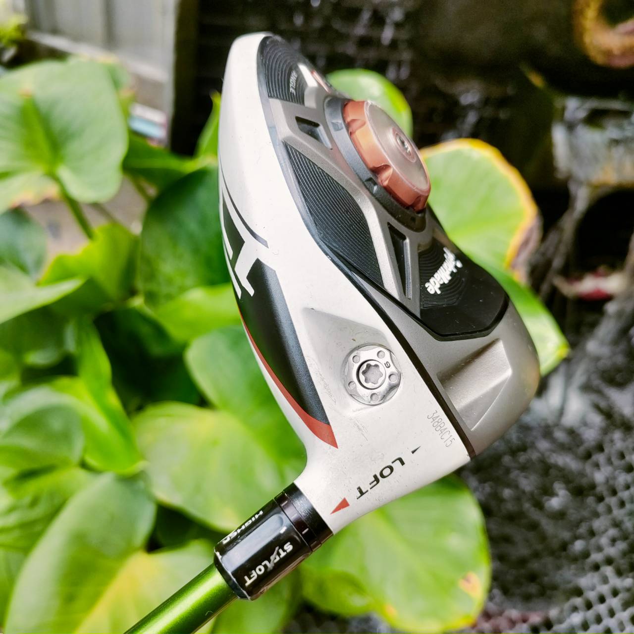 Driver Taylormade R1 สามารถไขปรับองศาได้ตามใจชอบ และสามารถไขปรับทิศทางได้อีกด้วย ตีไกลอย่างมาก ก้าน ALDILA NV FLEX R ก้านโมของดีมากๆ ไม้กอล์ฟพรีเมี่ยมมือสอง ของแท้ By NakaraLuxurious