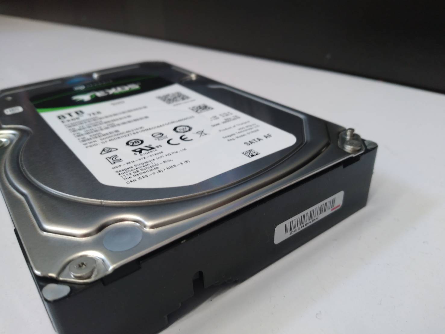 Seagate Exos 7E8 8TB 256MB Cache 3.5-Inch Enterprise Hard Drive (ST8000NM0055)