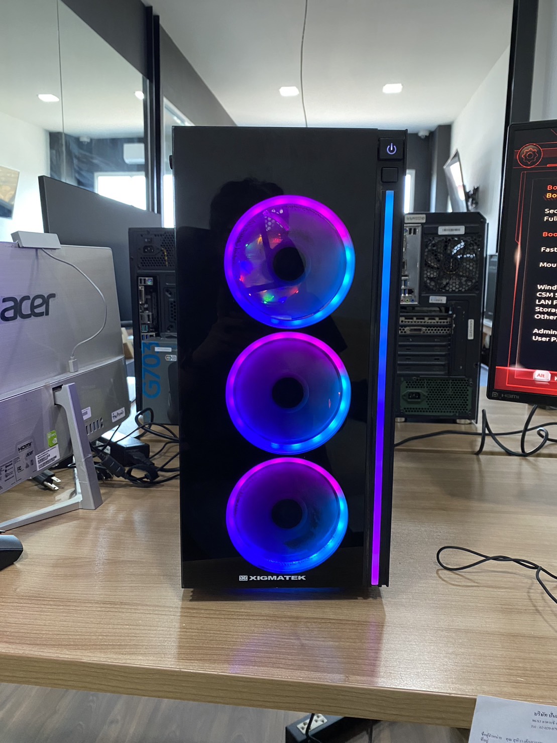 PC Gameming Case Xigmatek poseidon คอม สำหรับ เล่นเกมส์ ออกแบบ