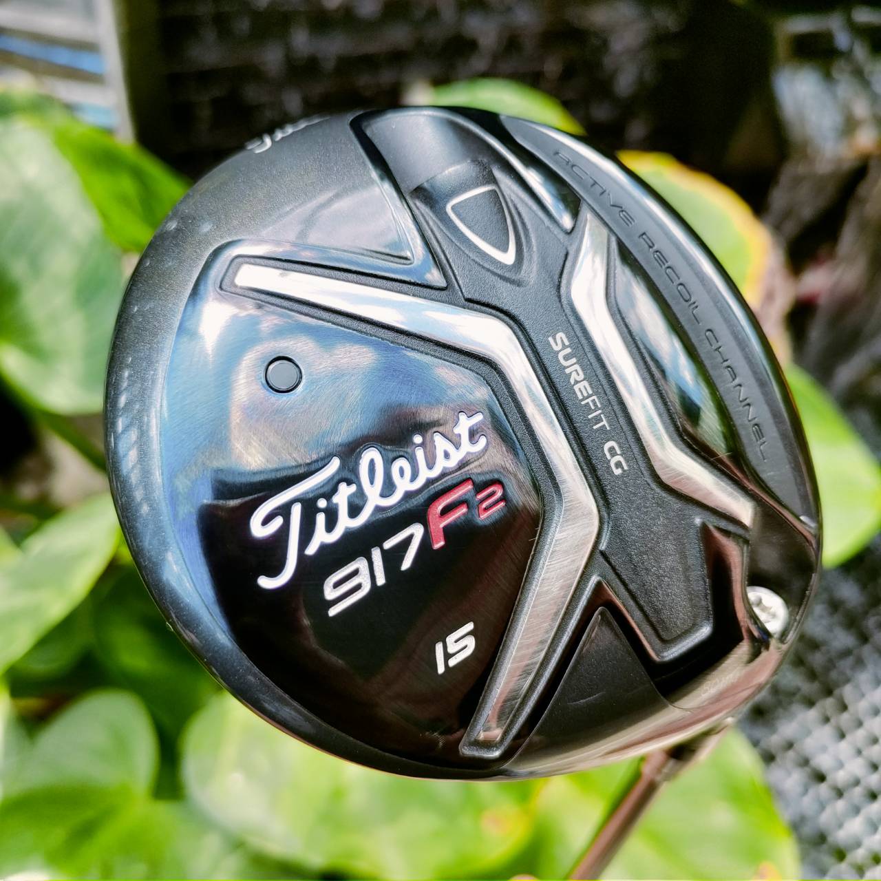FW3 Titleist 917 F2 เทคโนโลยีใหม่ SUPERFIT CG วางจุด CG ให้อยู่มนตำแหน่งที่ดีมาก มี Active Recoil Channel ช่วยเพิ่มระยะ เหมือนติดสปริงอยู่ที่หน้าไม้ ตีสนุกมากๆ ไม้กอล์ฟพรีเมี่ยมมือสอง ของแท้ By NakaraLuxurious