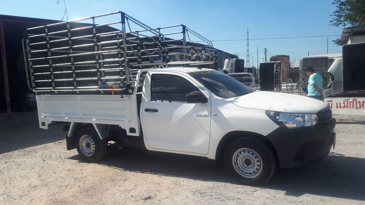 กระบะพื้นเรียบเปิด 3 ด้าน โตโยต้า รีโว่+คอกสูง 130 ซม.