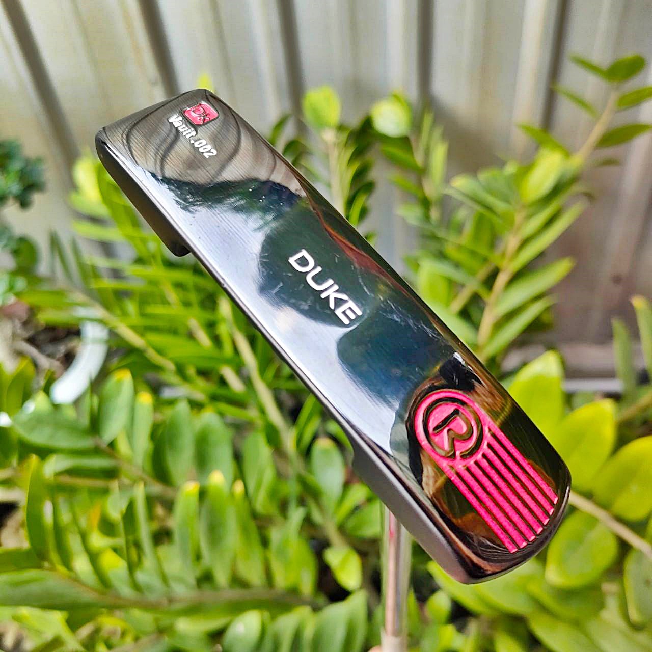 Rife Duke Putter 34” vault 002 สภาพสวยมากเดิมๆ พัตต์แม่นมากๆ หน้าสัมผัสออกแบบพิเศษ เกาะไลน์มาก ไม้กอล์ฟพรีเมี่ยมมือสอง ของแท้ By NakaraLuxurious