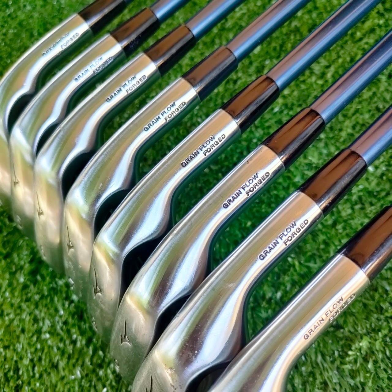 ชุดเหล็ก MIZUNO MX-25 HEMI COG มีเหล็ก 4-9 เเละ PW SW ก้าน MX-25 ORIGINAL FLEX R สภาพสวยนางฟ้าเดิมๆทั้งชุด ตีทั้งง่ายและนุ่ม ไม้กอล์ฟพรีเมี่ยมมือสอง ของแท้ By NakaraLuxurious