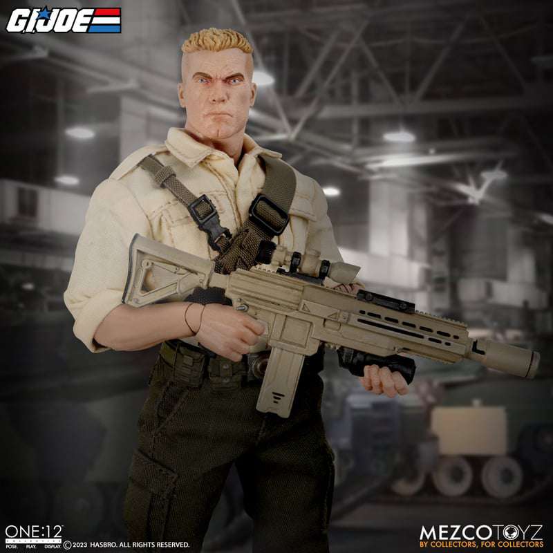 [สั่งจอง]Mezco toyz One:12 Collective G.I.Joe - Luke Deluxe Edition