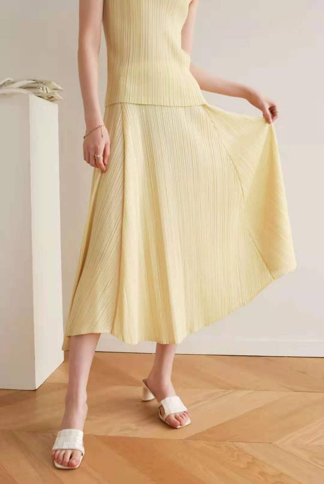 ยาว 31นิ้ว! 2MUAY รุ่น GJO8130 กระโปรงอัดพลีทงานคุณภาพ FLARED PLEATED SKIRT 20สี FREE SIZE