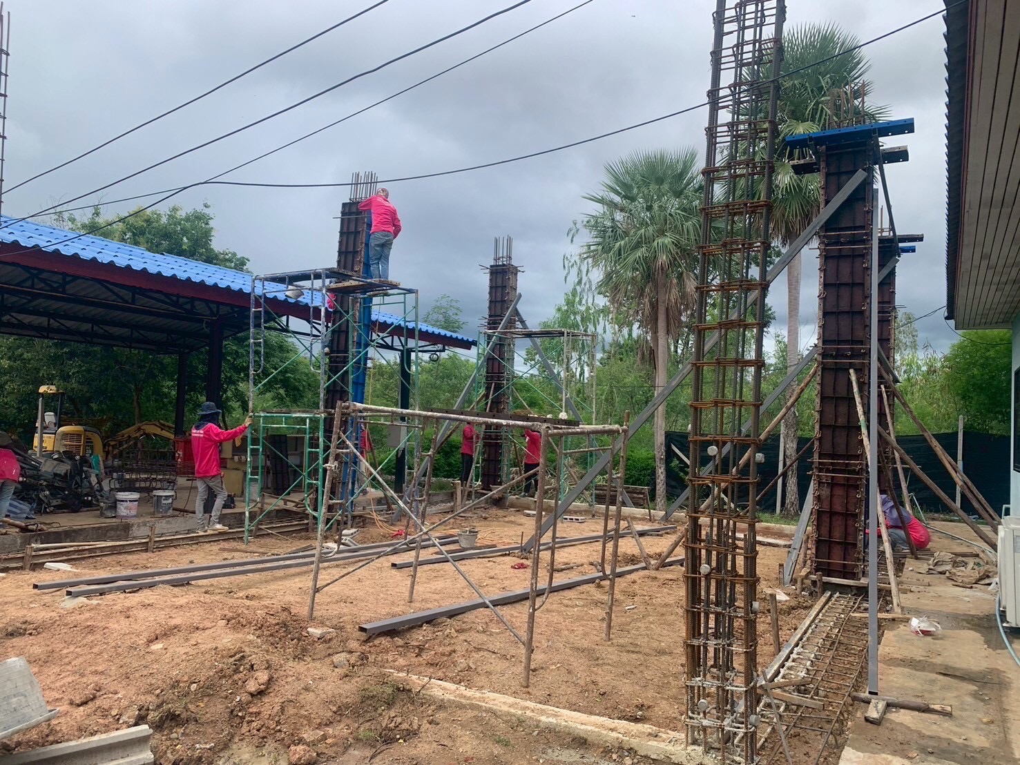 งานก่อสร้างอาคารกิจกรรมหน้าเสาธงศูนย์พัฒนาเด็กเล็ก