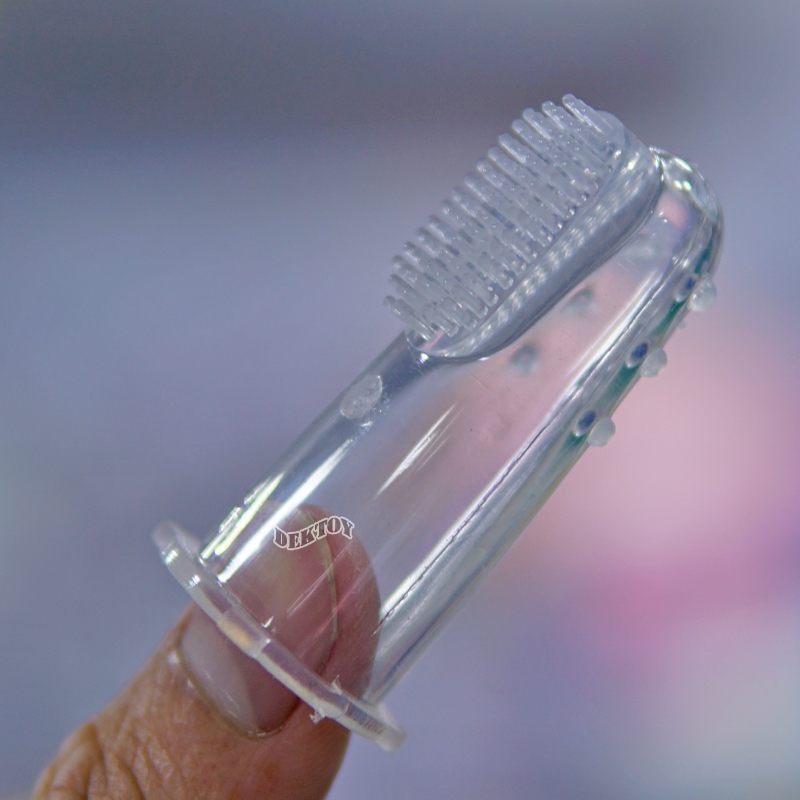 Attoon แอทตูน แปรงซิลิโคนนวดเหงือก ทำความสะอาดช่องปาก