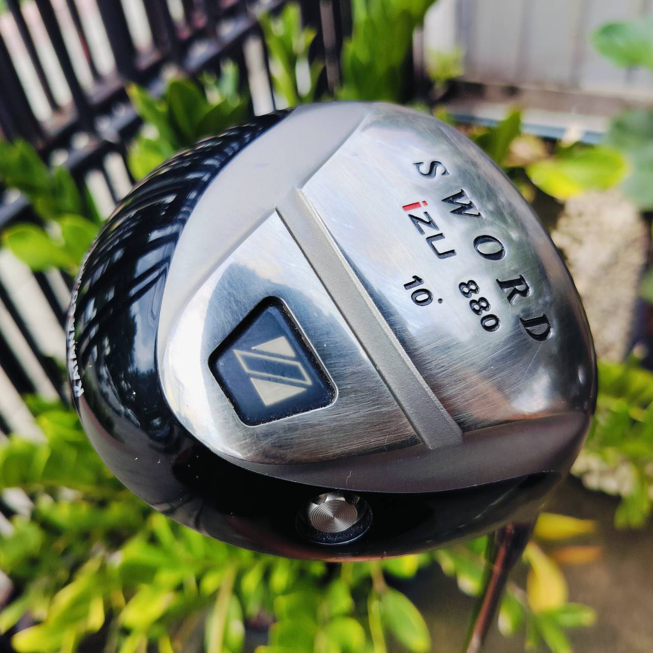 Driver SWORD IZU 880 ก้าน TOUR AD PT5 FLEX R2 เป็นก้านเบา อ่อนนุ่มตีวงสบายๆ หน้าเด้งต้นตำหรับ ตีไกลเลยค่ะ ไม้กอล์ฟพรีเมี่ยมมือสอง ของแท้ By NakaraLuxurious