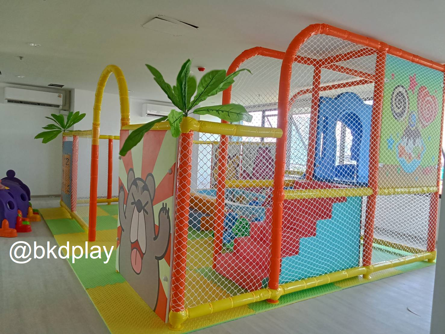 ห้องบอลสวนสัตว์ป่า, แถมแผ่นปูพื้น และลูกบอล บ้านบอลเด็ก,สวนสนุกเด็ก เครื่องเล่นสนามในร่ม เบาะนุ่มนิ่ม รับทำบ้านบอลในห้าง