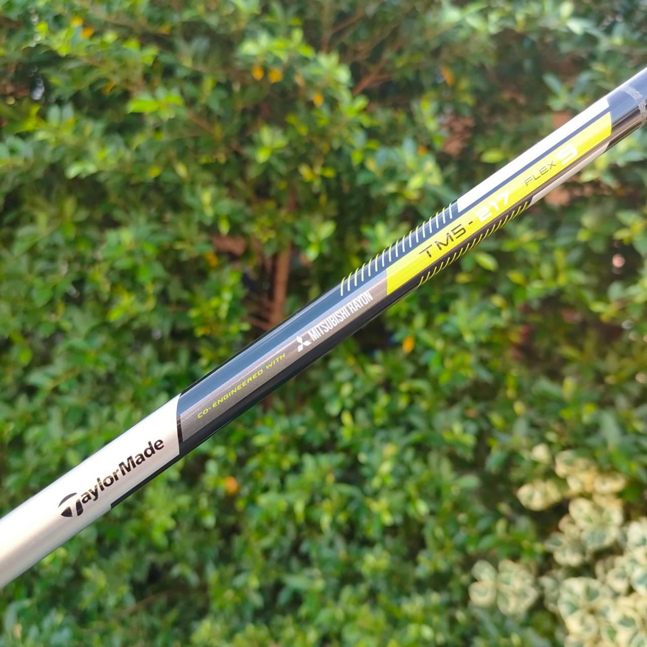 HYBRID 5 TAYLORMADE M2 องศา 25 ก้าน MISUBISHI RAYON TM5 -217 FLEX S เป็นตัวหนังสือสีเขียวสะท้อนแสง รุ่นใหม่!! ไม้กอล์ฟมือสอง ของแท้ BY NakaraLuxurious