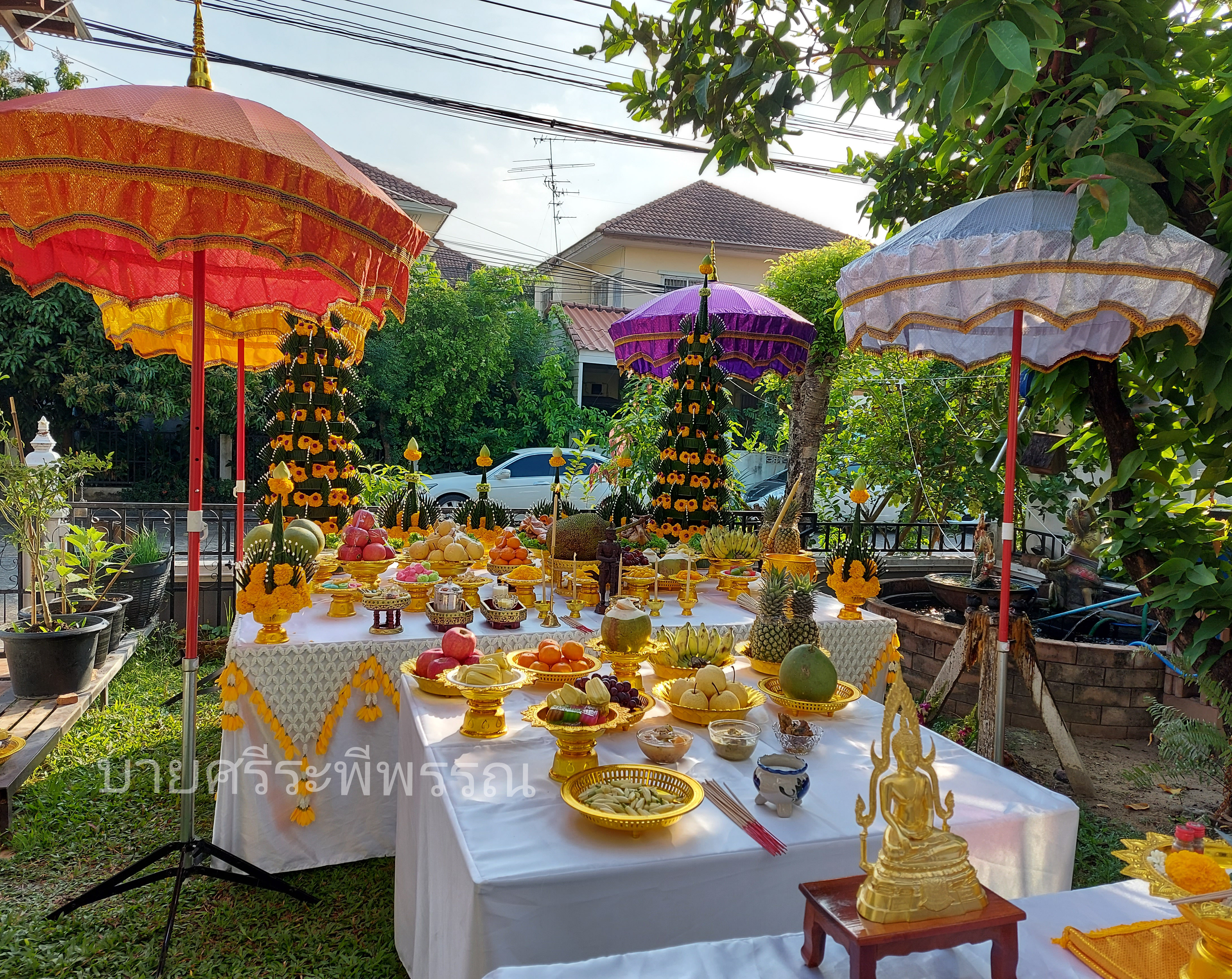 โต๊ะบวงสรวง