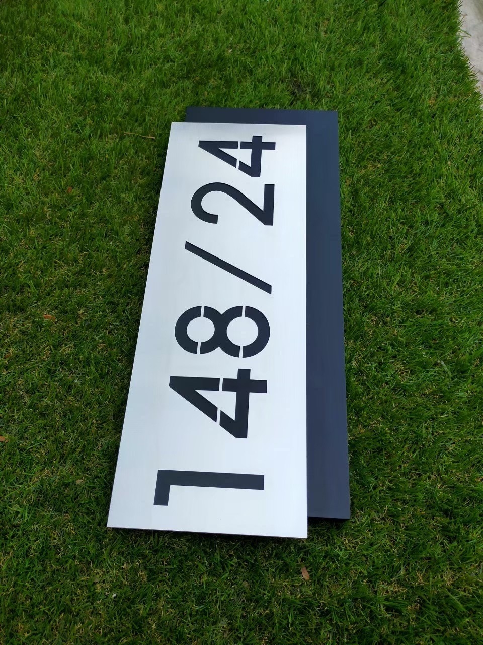 ป้ายเลขที่บ้าน แผ่นเรียบกัดกรด