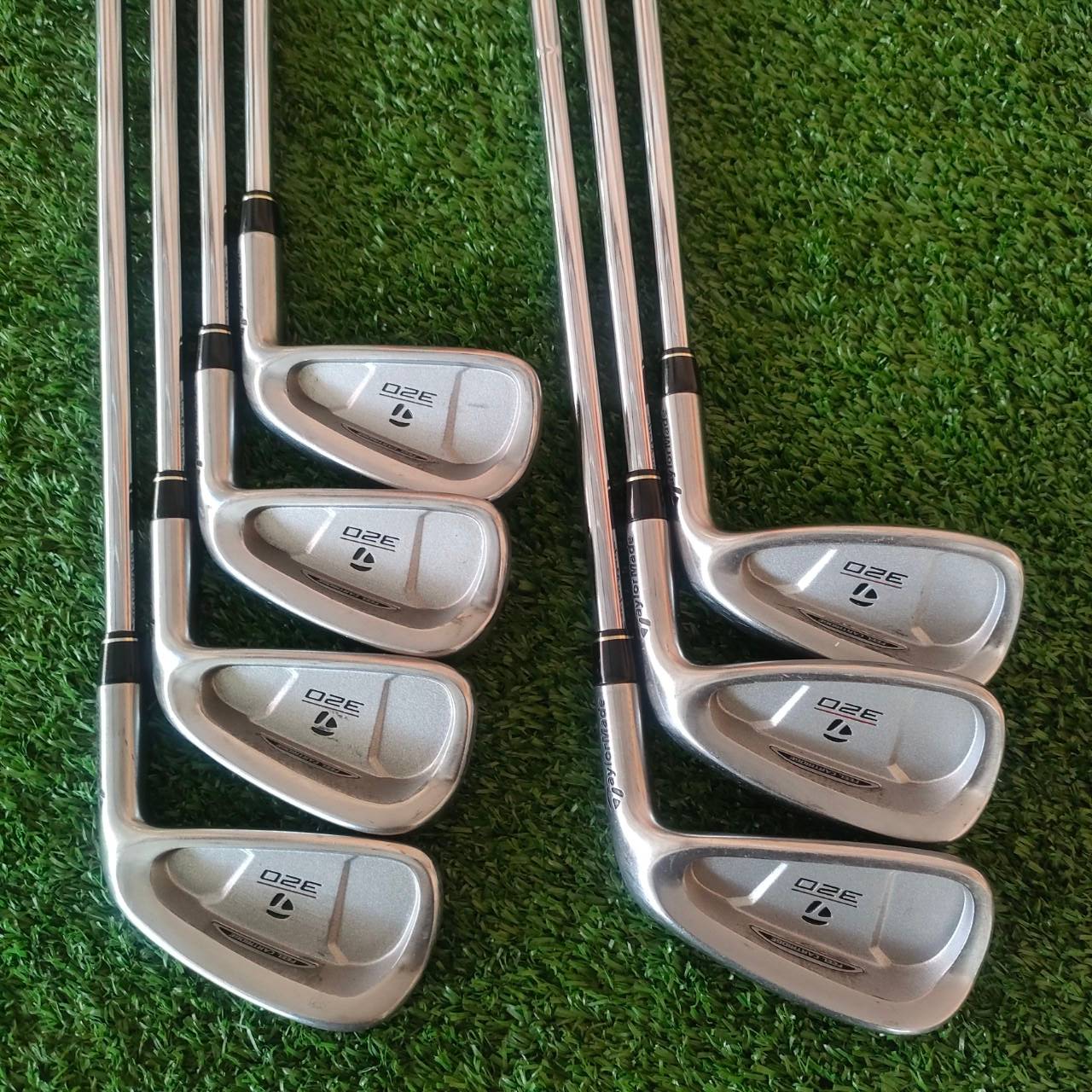 🏌️ชุดเหล็ก Taylormade 320 มีเหล็ก 3-9 ก้าน Taylormade FLEX-R สวยครบเครื่อง ด้าน SOLE ถ่วงด้วยวัสดุทังสเตนพรีเมี่ยม ไม้กอล์ฟมือสอง ของแท้ BY NakaraLuxurious