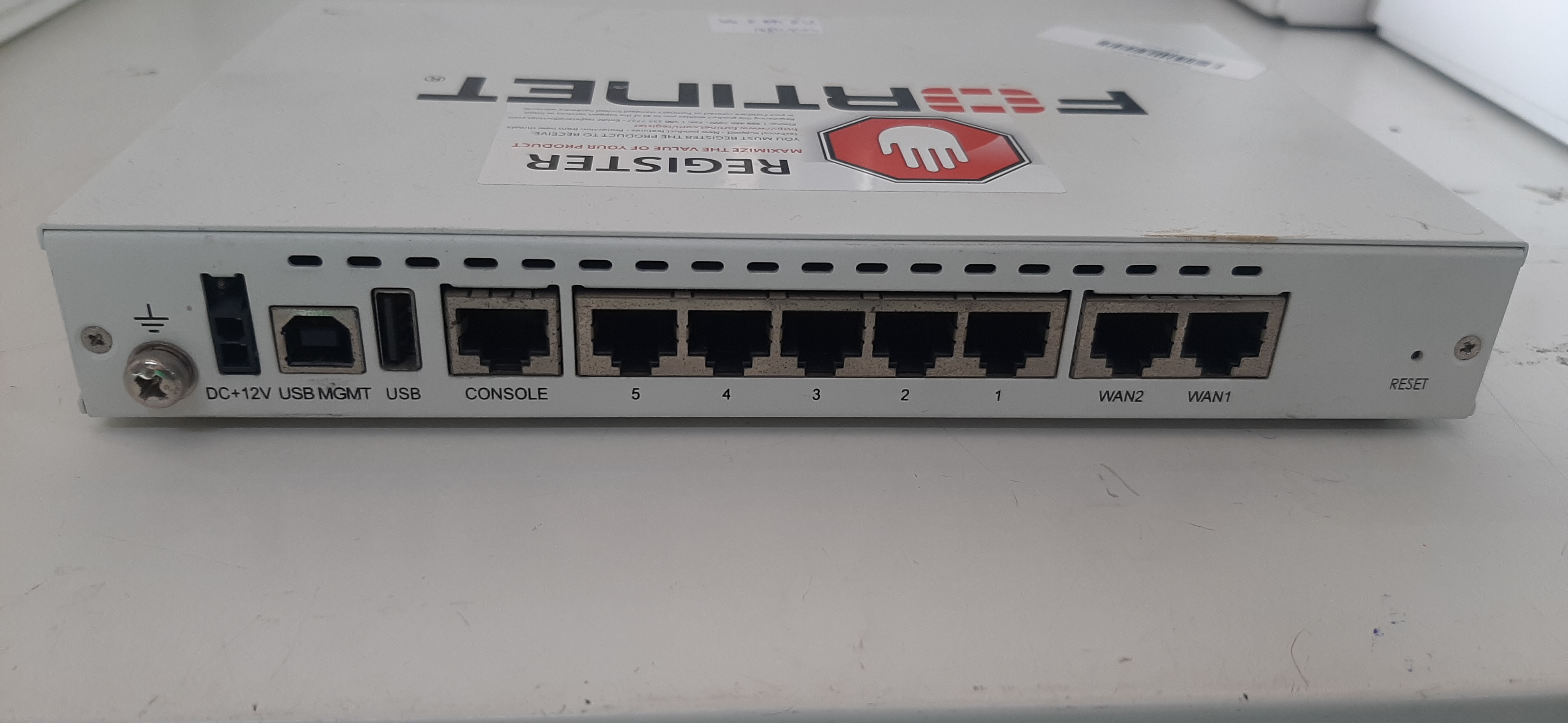 ฟอร์ติเน็ต ฟอรติเก็ต 40 ซี มือสอง สภาพดี Fortinet FortiGate 40C ประกันร้าน 1 เดือน