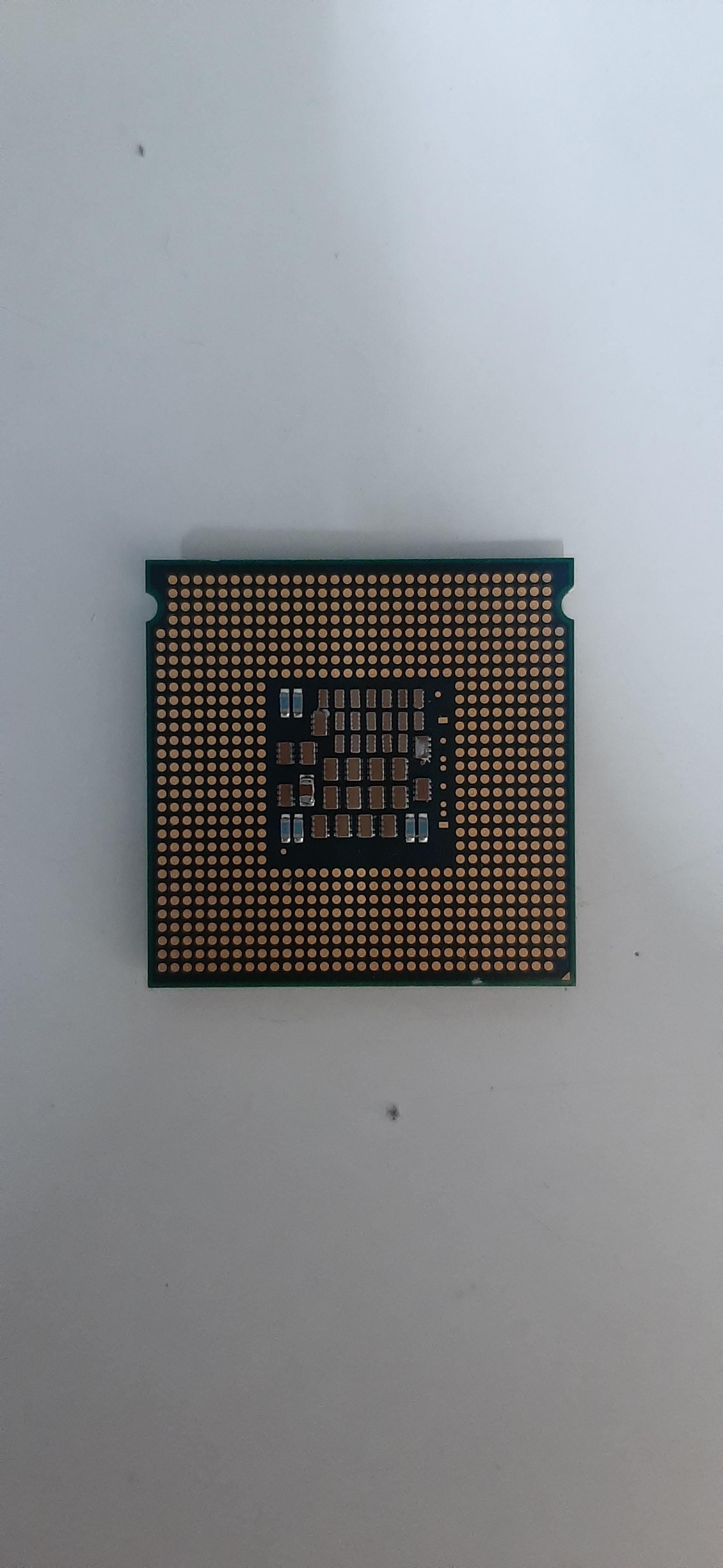 ซีพียูอะไหล่มือสอง Intel Xeon 5140 LGA771 (2.33 GHz 2Cores 2Threads)ประกันร้าน 1 เดือน