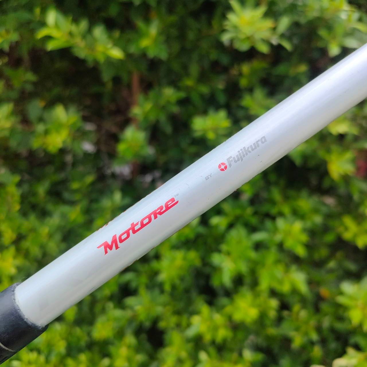 FW3 TAYLORMADE R9 องศา 15 ก้าน FUJIKURA MOTORE FLEX S หัวแบนๆ ตีดีมากๆๆๆ ตีโดนง่ายและ ได้ระยะมาก เสียงเพราะใส ก้านพรีเมี่ยม ไม้กอล์ฟ มือสอง ของแท้ BY NakaraLuxurious