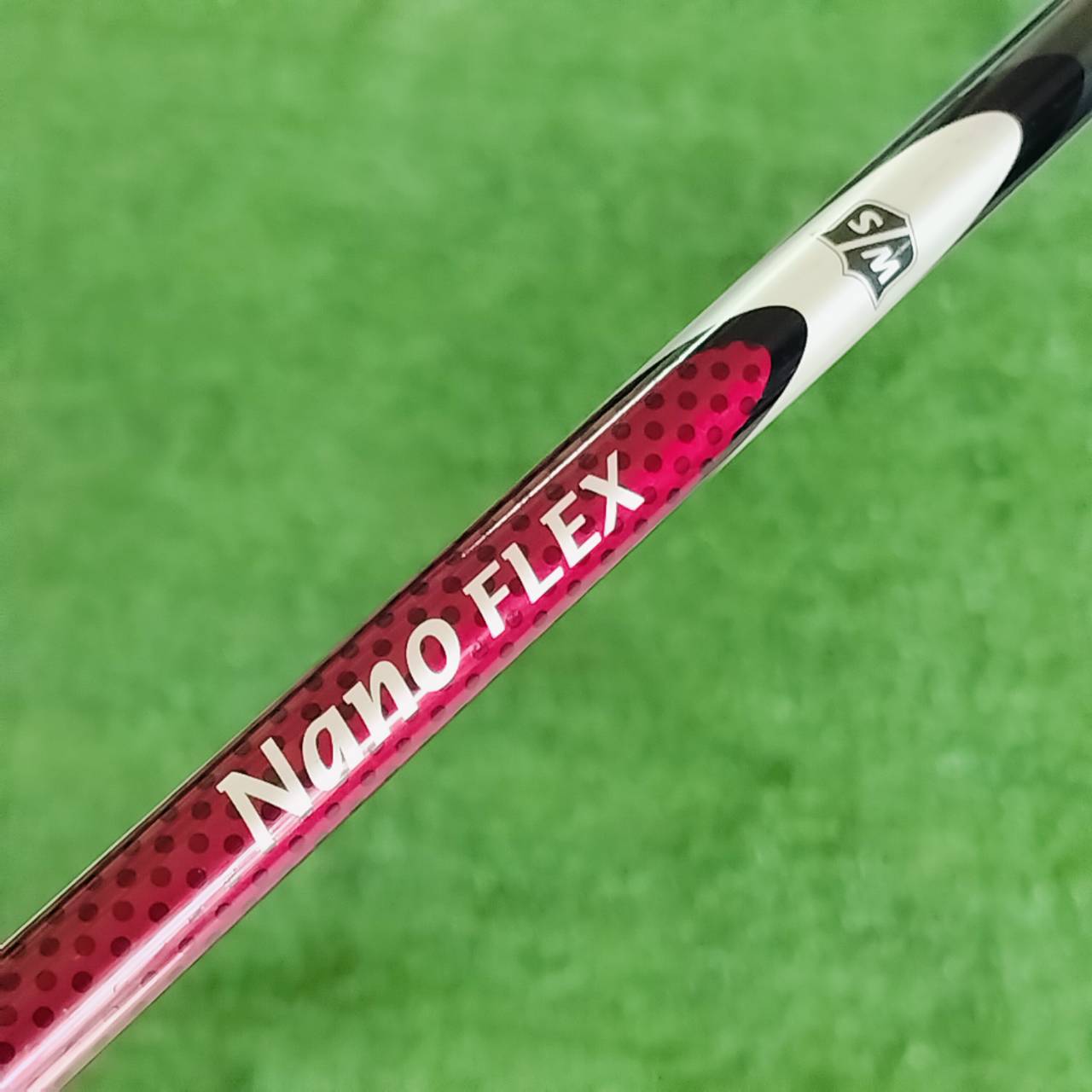 ** ขาดเหล็ก 6 ** ชุดเหล็ก WILSON STAFF Nc6 มีเหล็ก 5 7 8 9 เเละ PW SW ก้านนาโนเทคโนโลยี ผลิตโดย MITSUBISHI FLEX R คุณภาพดีมากๆ ไม้กอล์ฟพรีเมี่ยมมือสอง ของแท้ By NakaraLuxurious