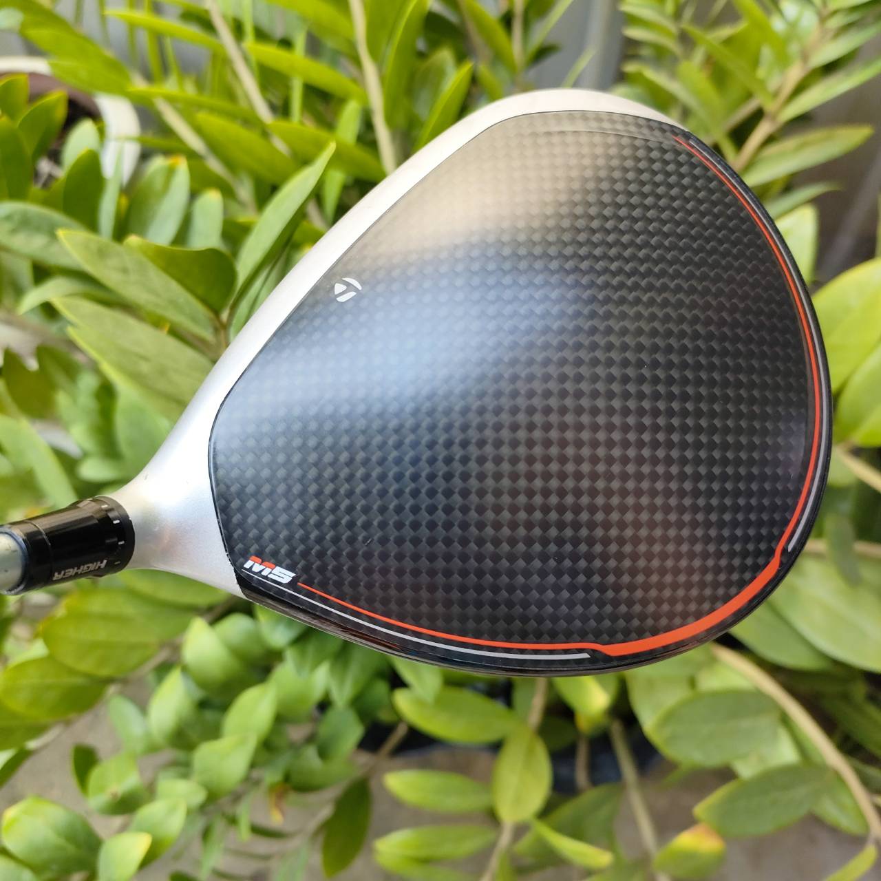 DRIVER TAYLORMADE M5 องศา9 ก้าน FUJIKURA VISTA PRO FLEX R ก้านพรีเมี่ยมเบามาก แค่ 45 กรัมเท่านั้น TWIST FACE หน้าเด้งมากๆ โหดแบบขีดสุด มี ส่วน POCKET ที่ SOLE ทำให้เด้งพลัง 5 เท่า ไขปรับทิศทาง ไม้กอล์ฟพรีเมี่ยมมือสอง By NakaraLuxurious