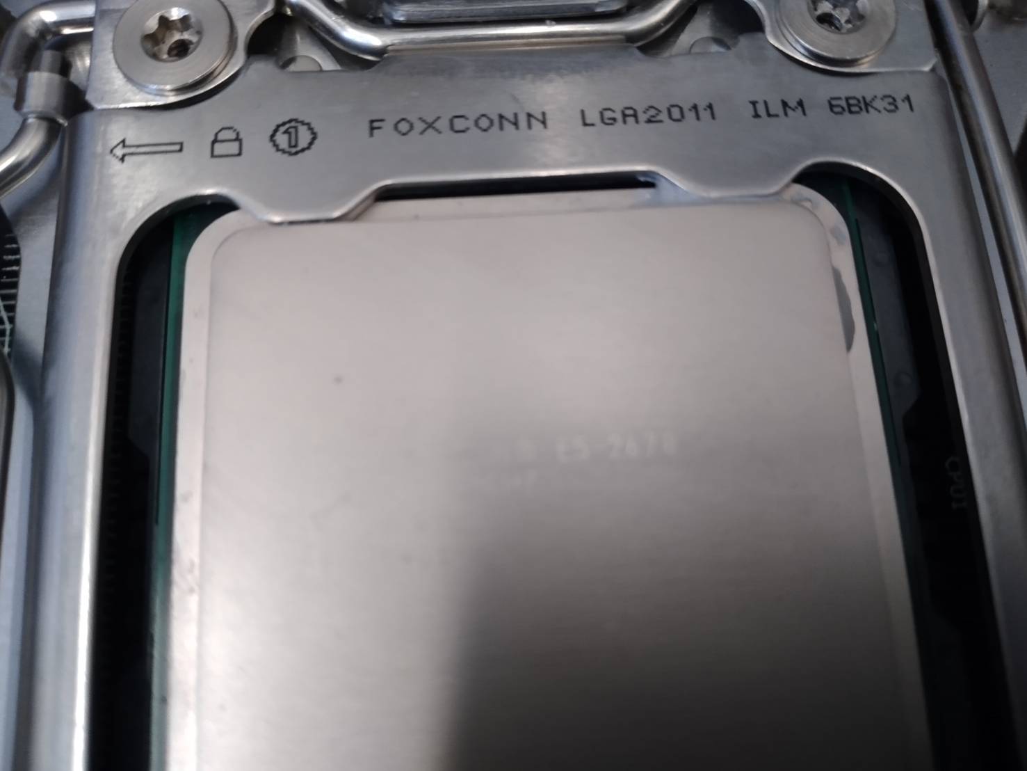 Board + ฝาหลัง + E5-2670 (8/16 core) + ram 64 GB